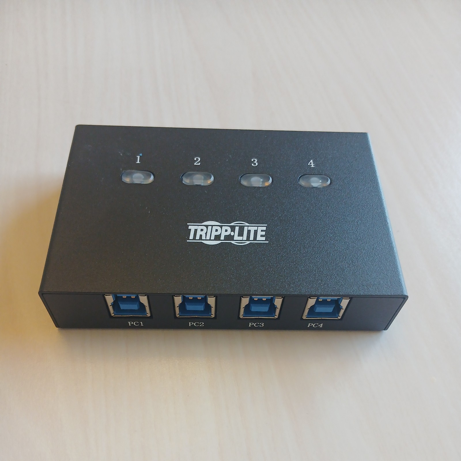 Tripp Lite Usb 3.0 Peripheral sharing Switch, 4 port