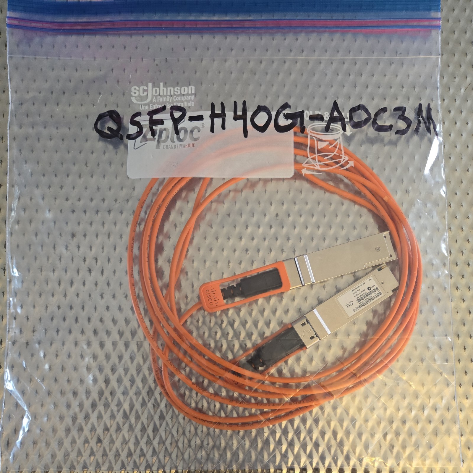 Cisco 40GbE QSFP+ to QSFP+ Active Optical Cable 3M 10-2927-01 QSFP-H40G-AOC3M