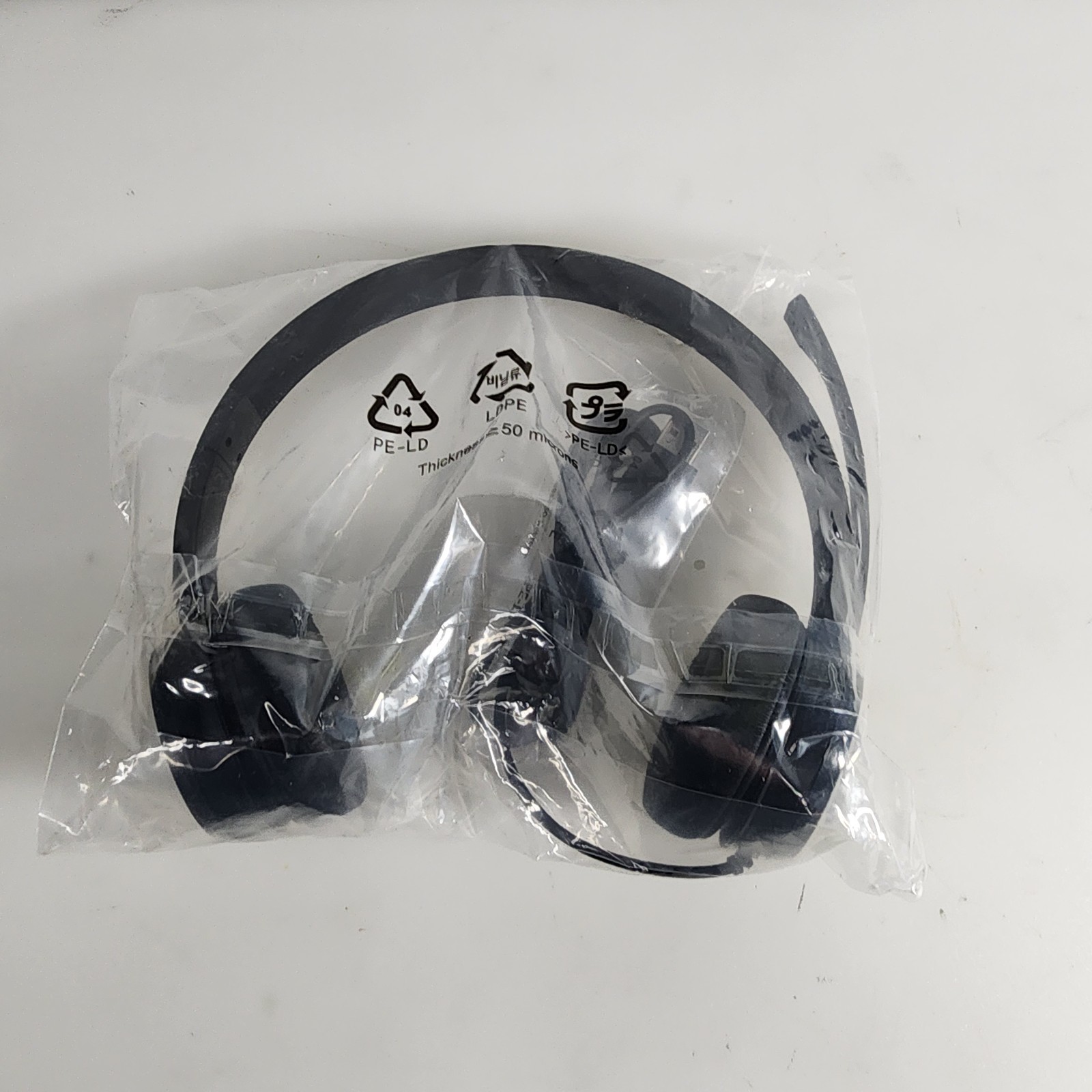 NEW Lenovo 100 USB Stereo Headphones With Microphone 4XD0X88524, Wired, Black