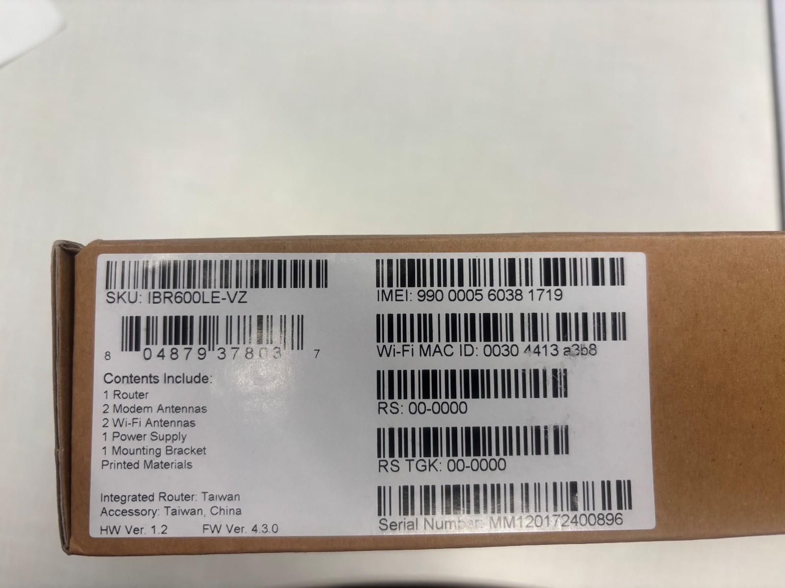Cradlepoint IBR600LE-VZ-GPS LTE Router - Black
