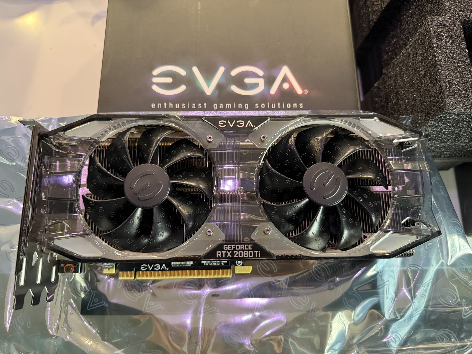 A++ LOW USE EVGA GeForce RTX 2080 Ti XC Ultra Gaming 11GB GDDR6 Graphics Card