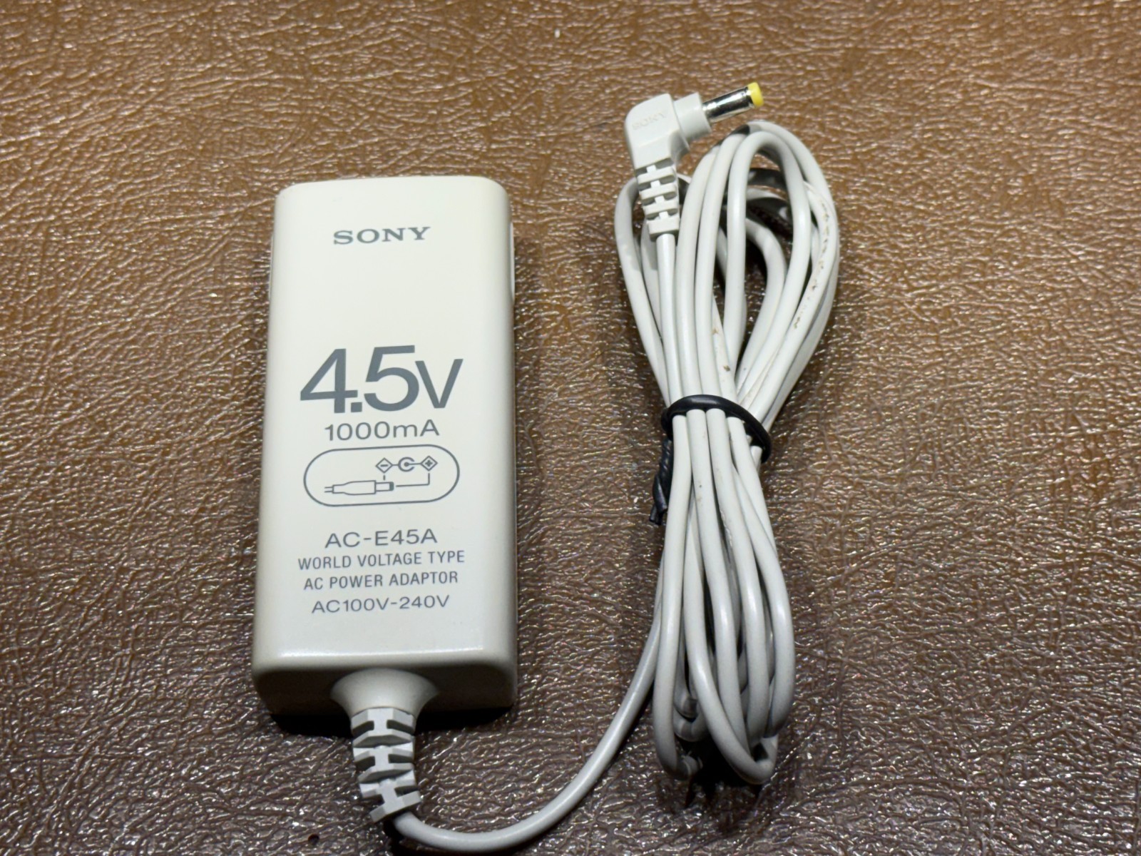 Genuine OEM Sony CD Walkman 4.5V Power Supply AC-E45A Power Supply Charger Cord