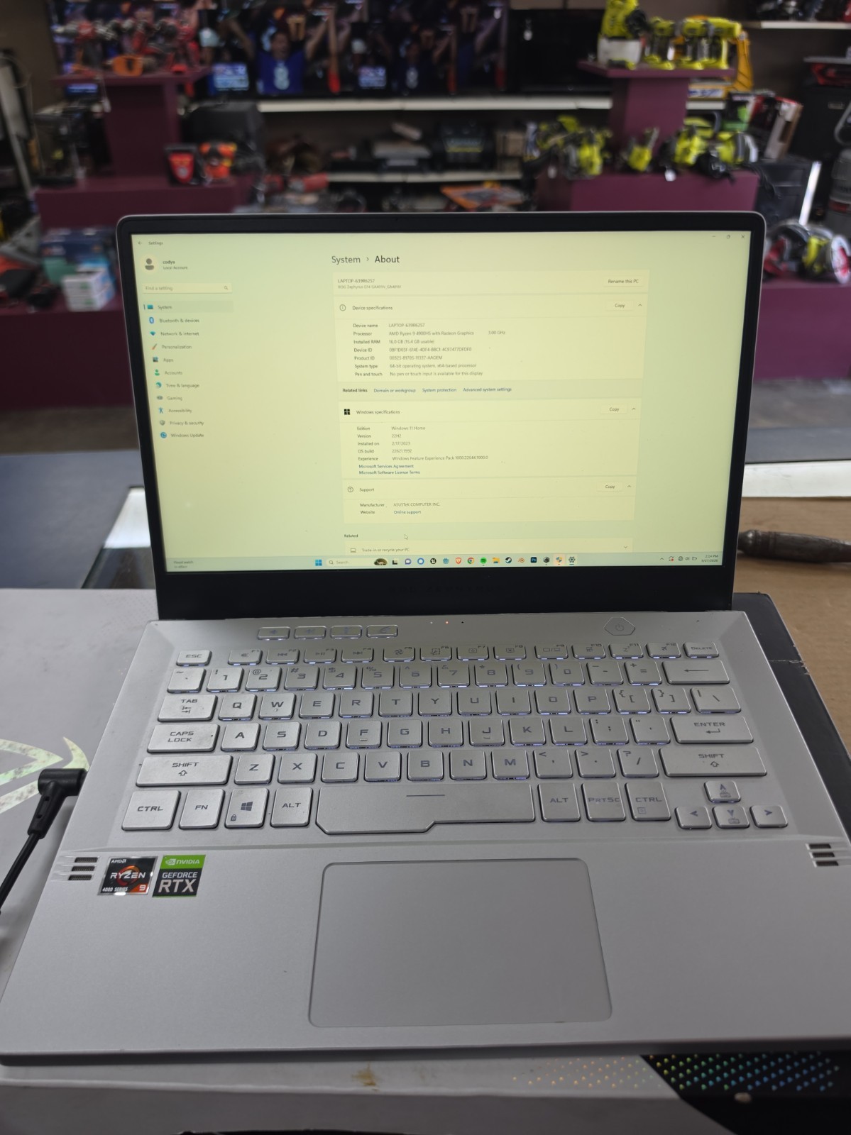Asus ROG Zephyrus G14 GA401 14 FHD 3.GHz Ryzen 9 4900HS 16GB 1TB RTX 2060 Max-Q