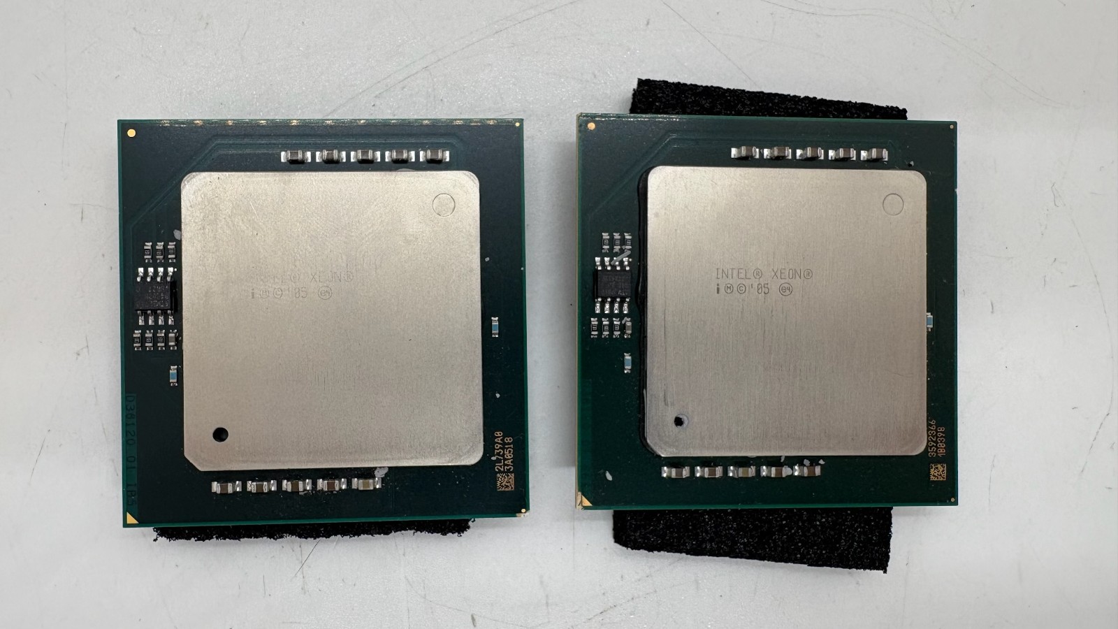 Lot of 2 - Matched pair Intel Xeon X7350 2933MP / 8M / 1066  SLA67 Processor CPU