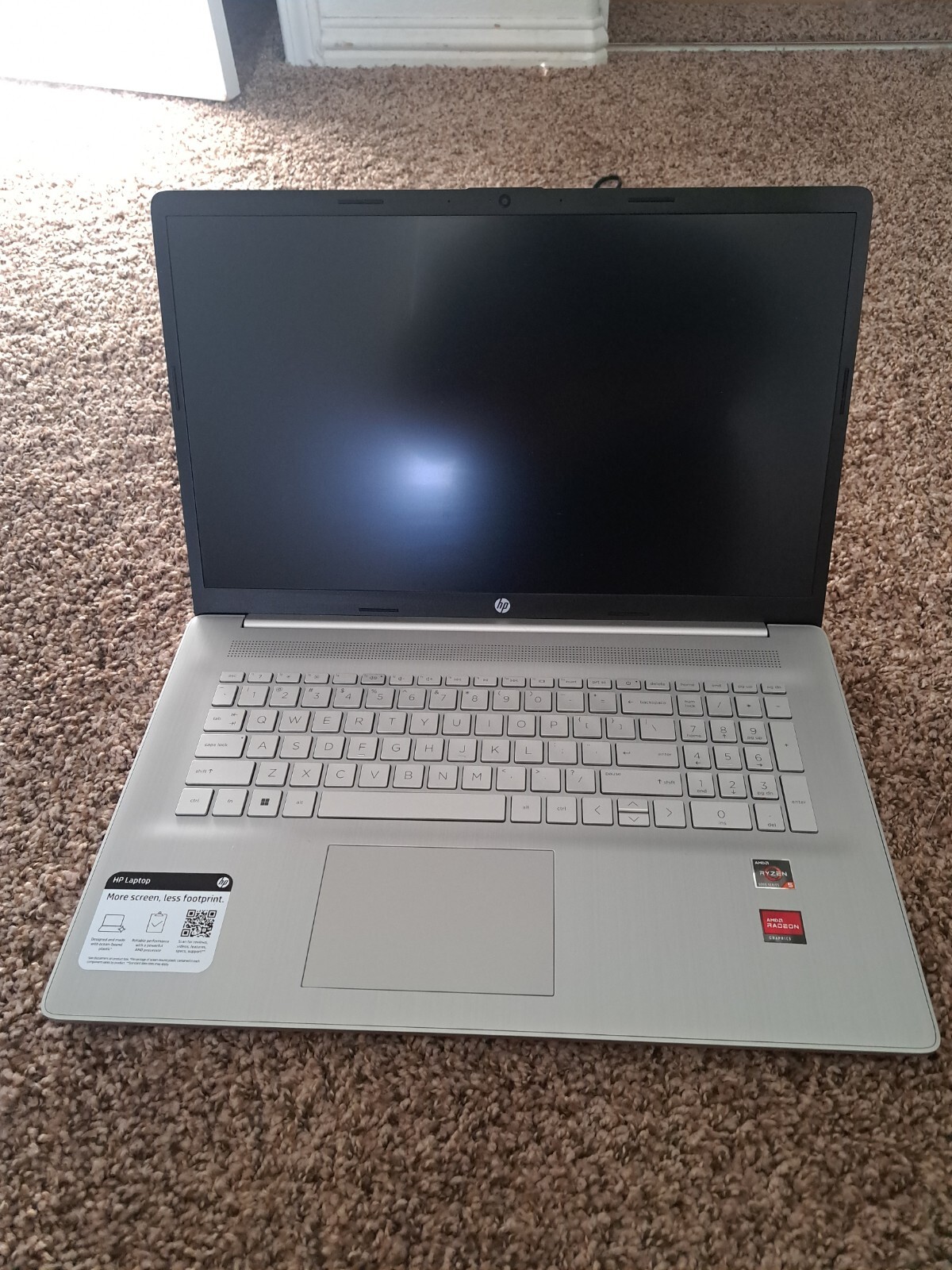HP 17-CP0700DX 17.3'' (512GB SSD AMD Ryzen 5 5500U 4GHz 8GB RAM) Laptop - Silver
