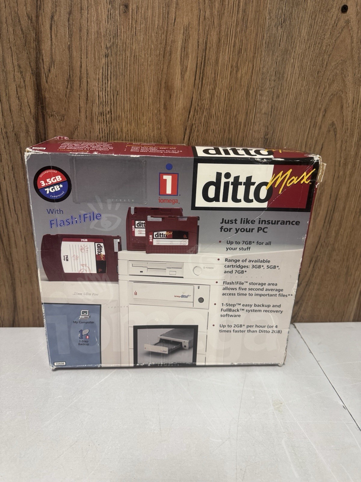 Iomega Ditto Max Internal Tape Backup Drive w/ Original Box Untested Vintage