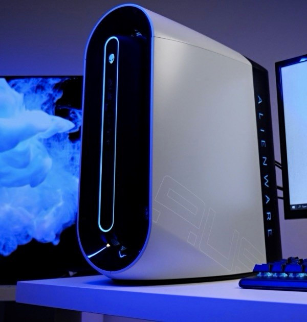 Alienware Aurora RTX 3060ti, I7-11700F, 16GB ram, 500gb SSD