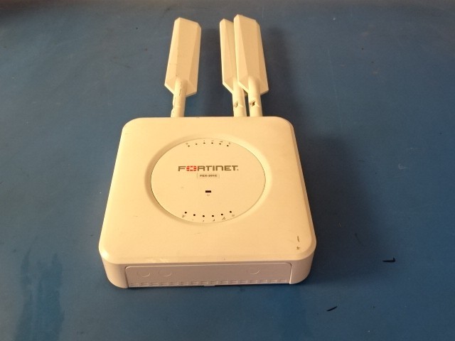 Fortinet FortiExtender FEX-201E Indoor LTE Wireless WAN Dual SIM w/Antenna