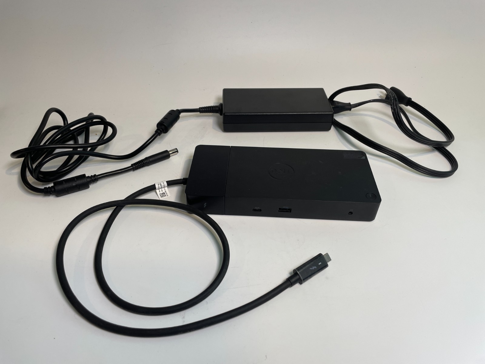 Dell WD19TBS Thunderbolt 3 Dock Station with OEM Dell 180W Power Adapter