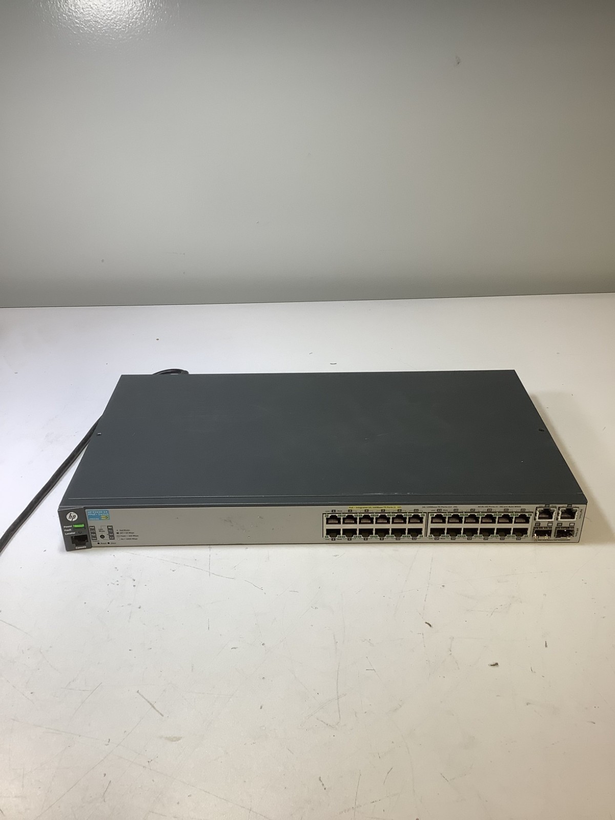 HP J9624A/E2620-24-PPoE+ 24-Port Network Switch, K7B