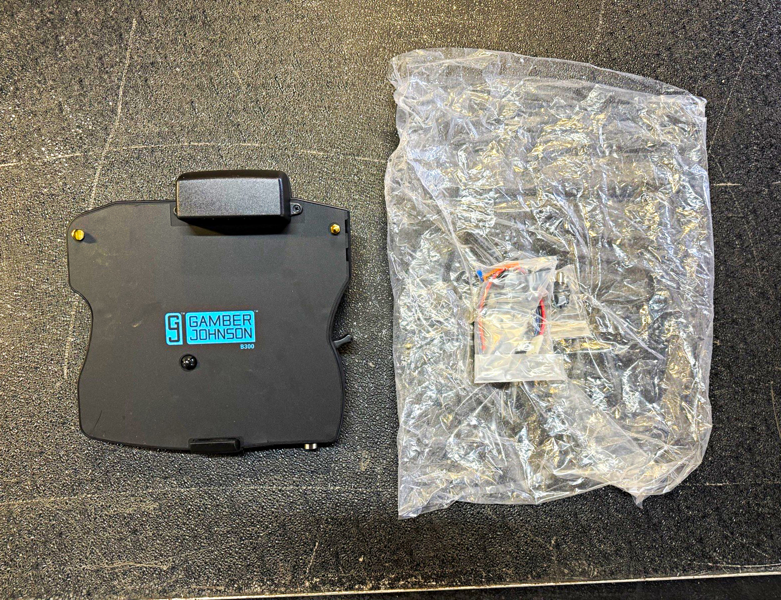 Gamber-Johnson Getac B300 Docking Station Black Serial RS-232 (7160-0526-02)