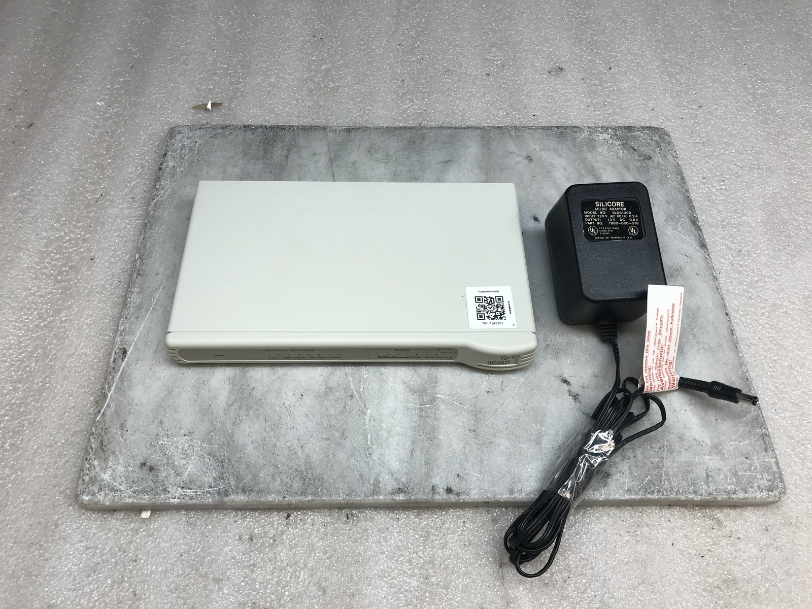 3Com 3C16791A OfficeConnect Dual Speed Switch 8 8-Port 10/100 Ethernet