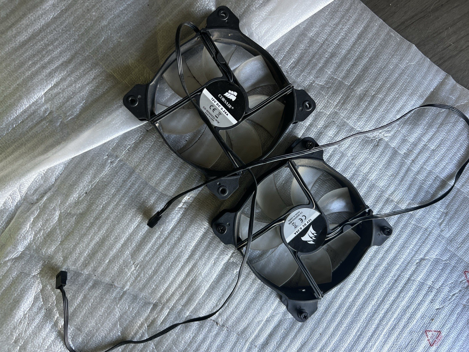 Lot of 2 Corsair SP120 Green LED 120mm High Static Pressure Fans CO-9050032-WW