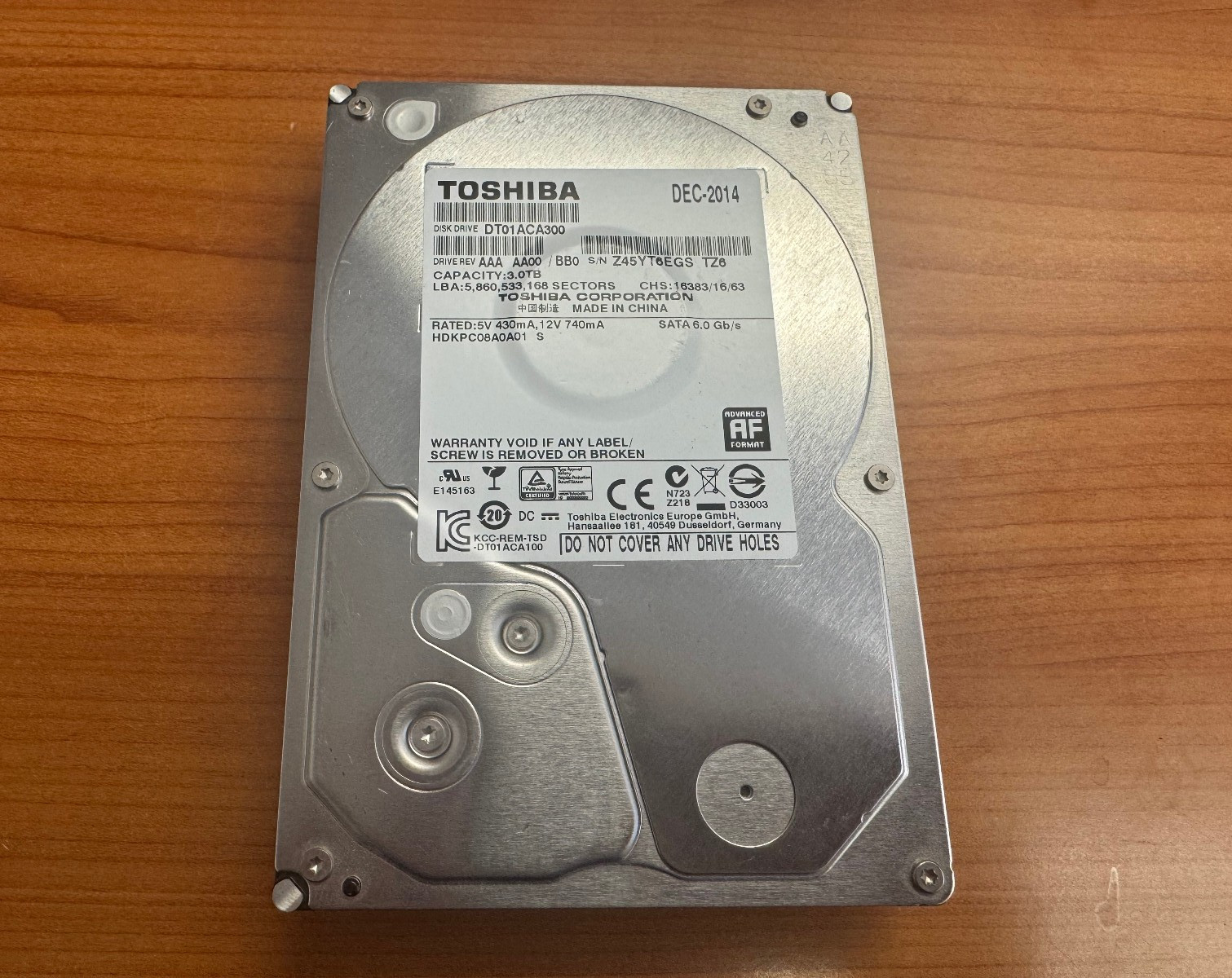 Toshiba DT01ACA300 3TB 3.5" SATA III 3.5 in Desktop Hard Drive