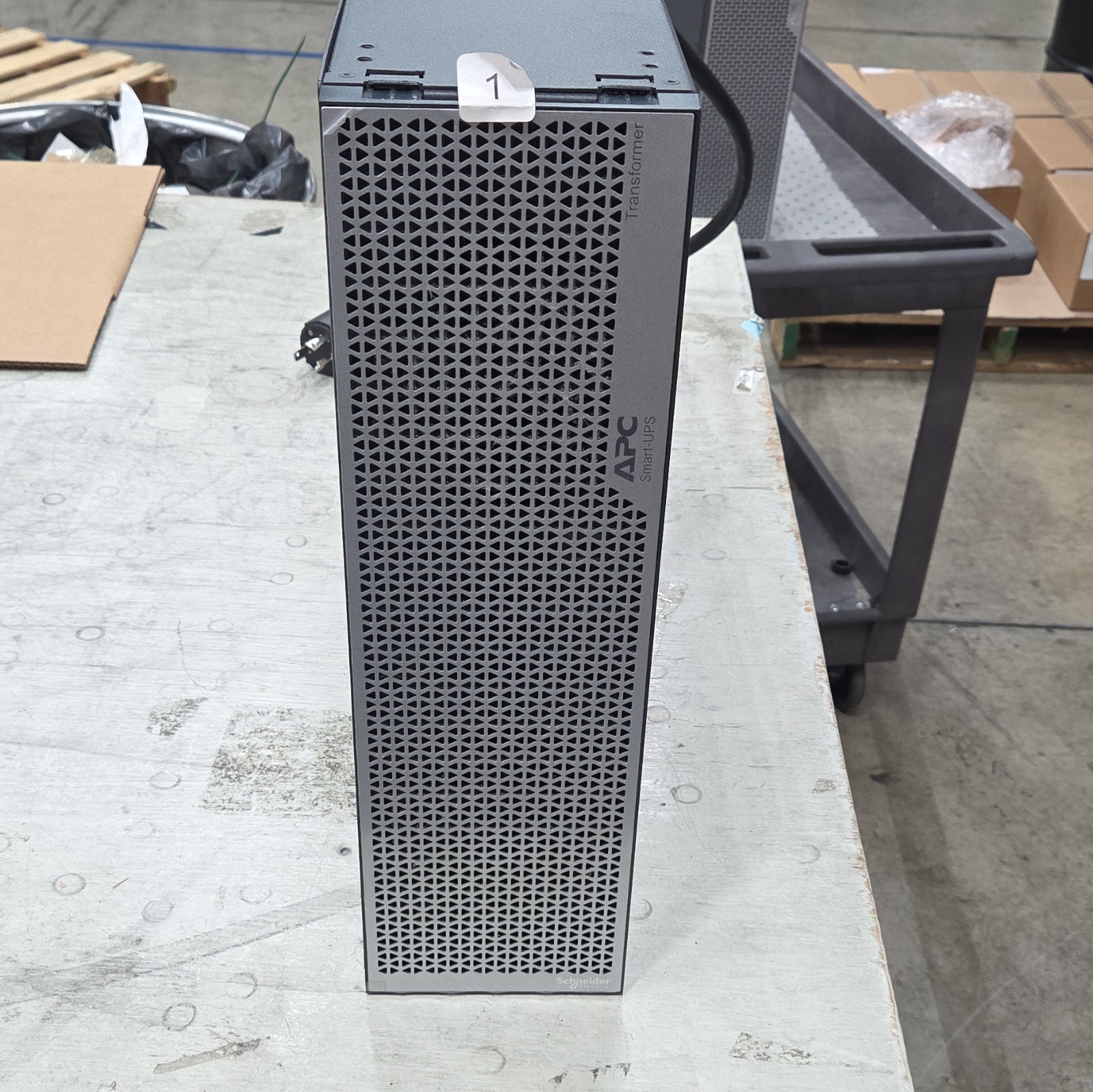 APC SRT5KTF Smart-UPS 5kVA 208/240V to 120V Isolation Step-Down Transformer