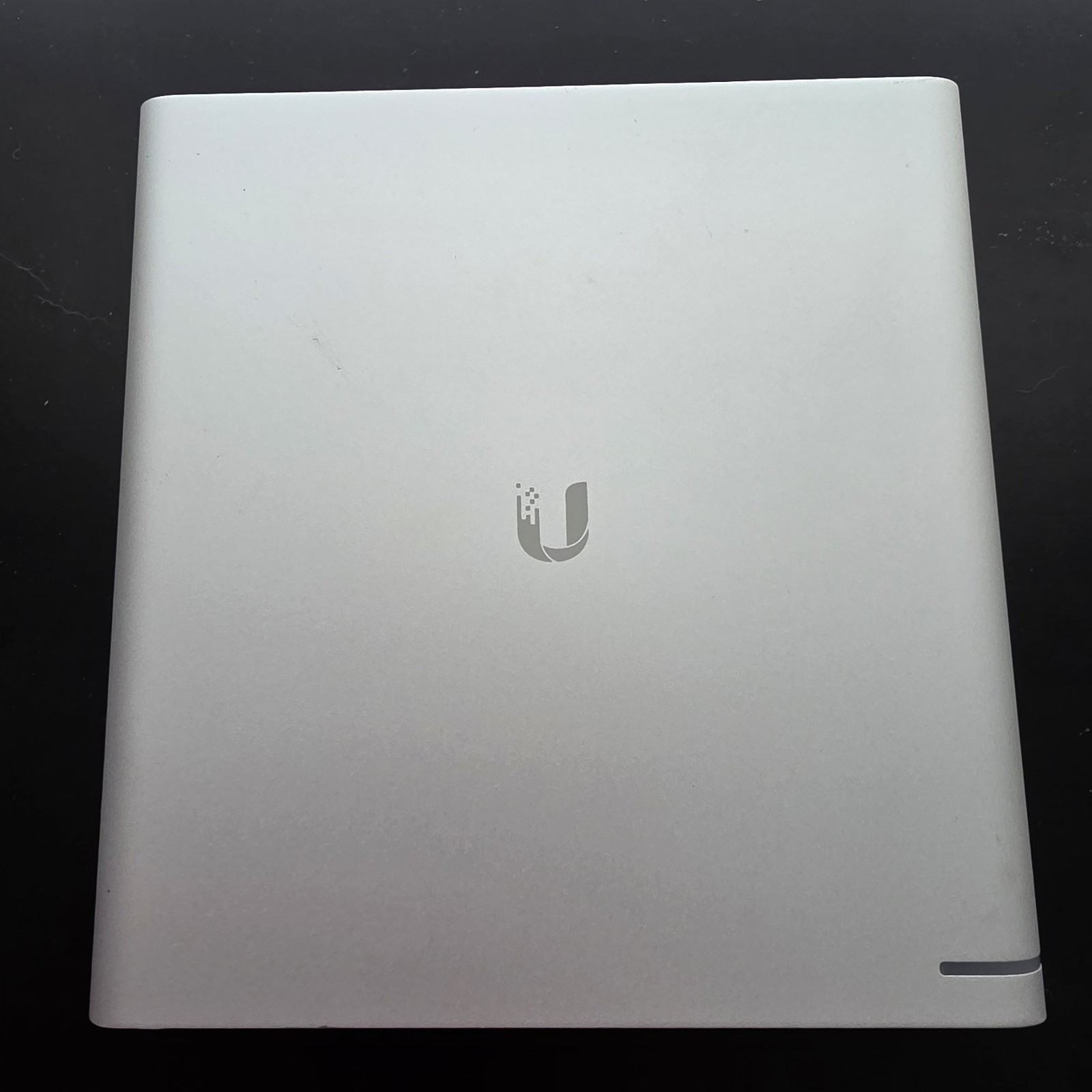 Ubiquiti UniFi Cloud Key Gen2 Plus UCK-G2-PLUS 1TB HDD Tested Working