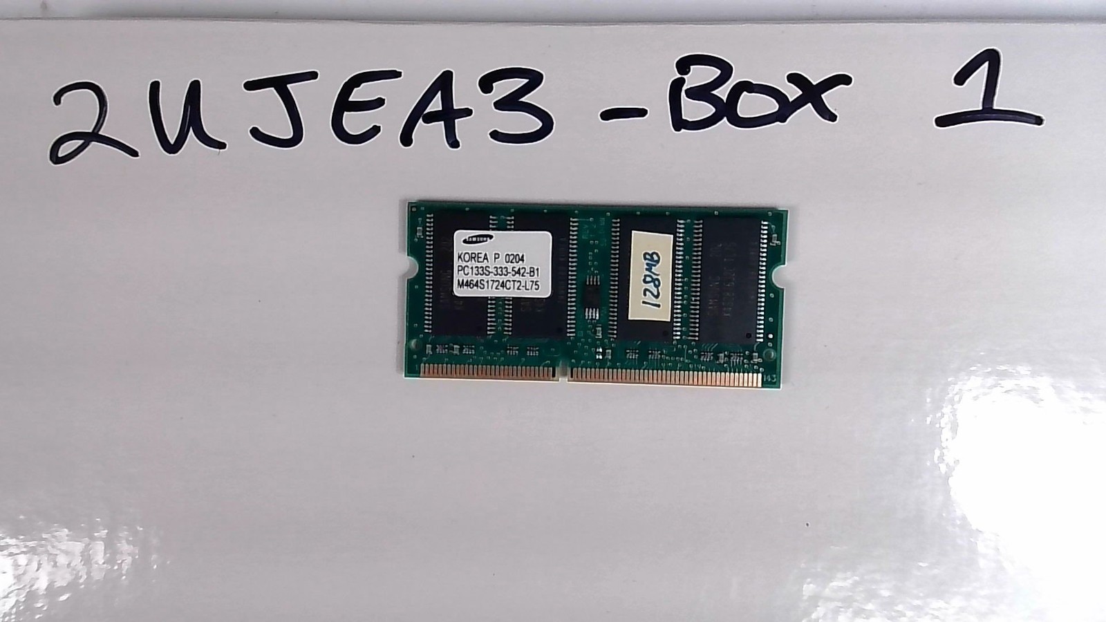 SAMSUNG 128MB PC133 144-Pin SODIMM - Non-Parity Unbuffered RAM