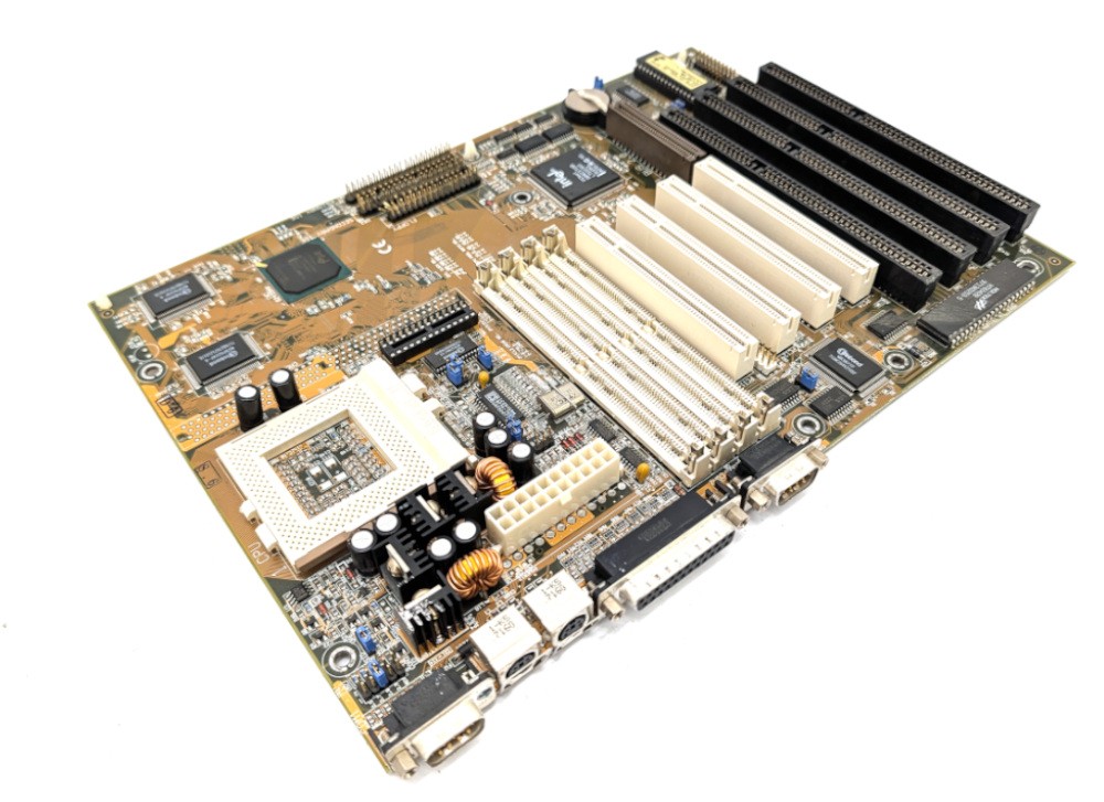 Untested Asus P/I-XP55T2P4 Rev 3.0 Mainboard Socket 7 Motherboard Retro