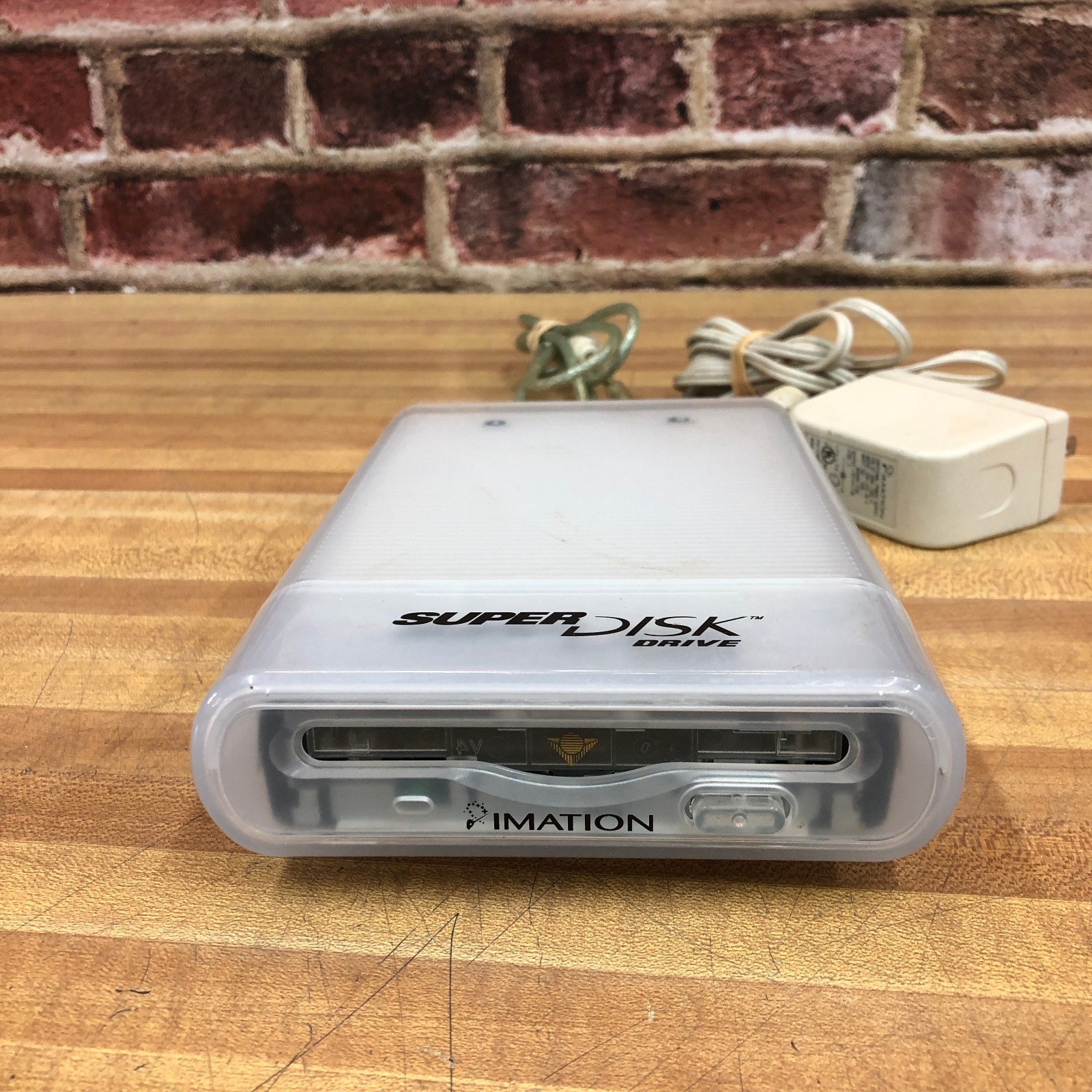Imation Super Disk USB Drive for Apple Mac Macintosh Model SD-USB-M2 w/ Cables