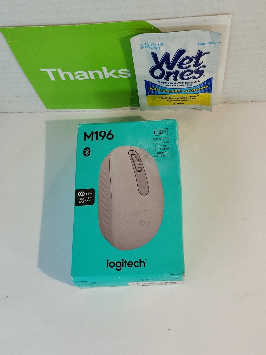 Logitech - M196 Lightweight Bluetooth Wireless Optical Mouse. New Sealed Box. 