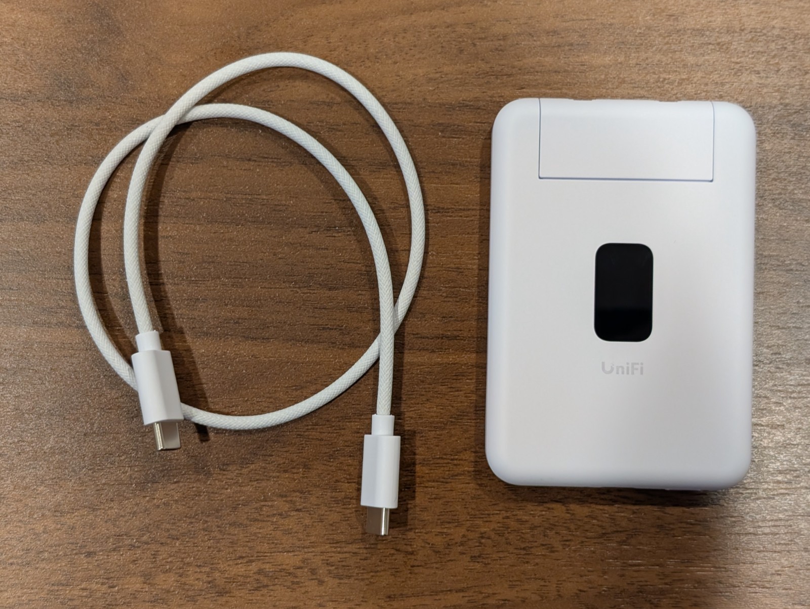 Ubiquiti UniFi Travel Router UTR-US - Barely Used, Perfect Condition, w/ Cable