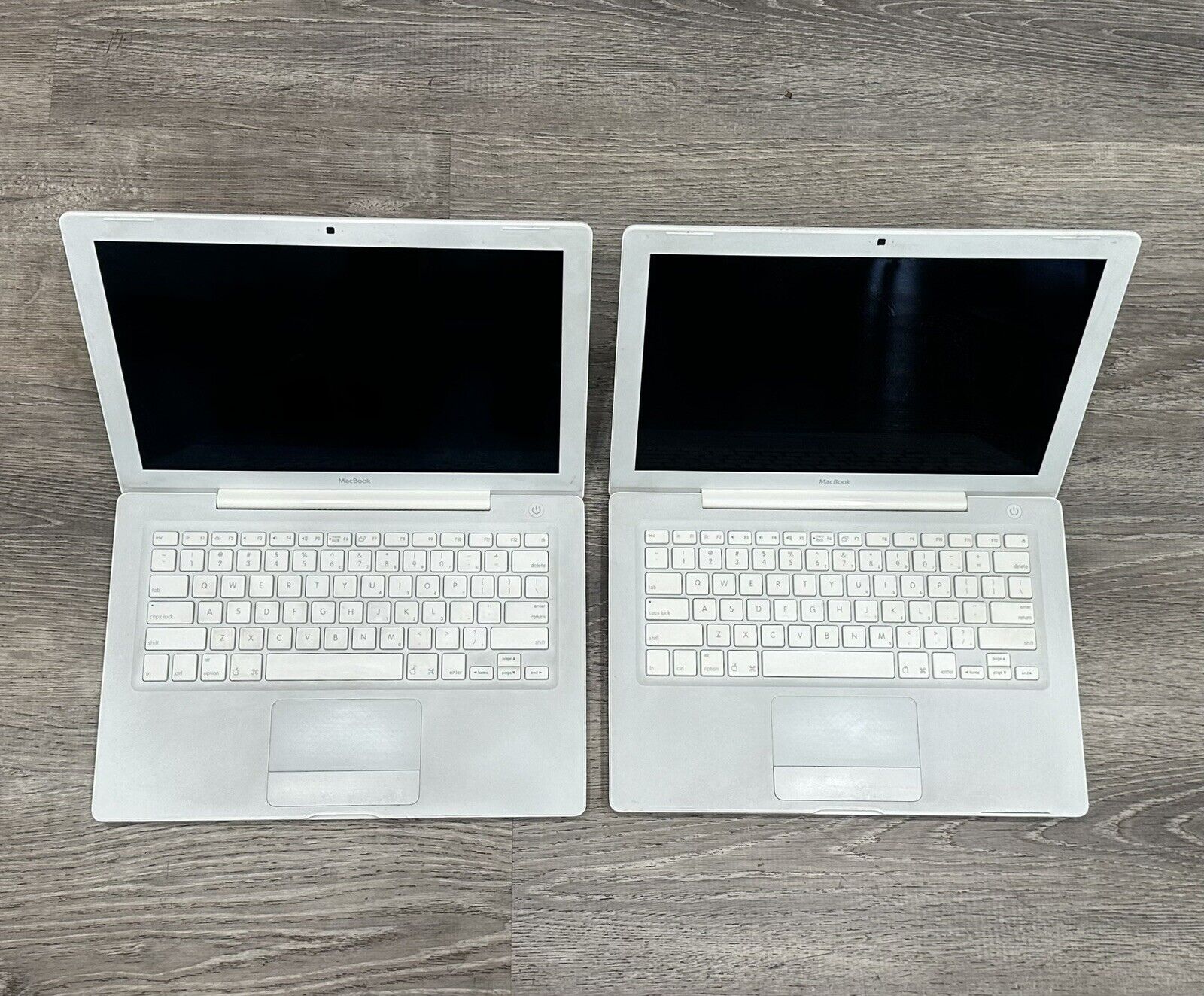 *Lot of 2* 2006 Apple MacBook A1181 White 1GB RAM 13