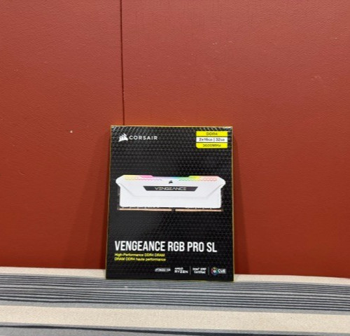 Corsair Vengeance RGB Pro SL 32GB (2 x 16GB) PC4-28800 (DDR4-3600) Memory