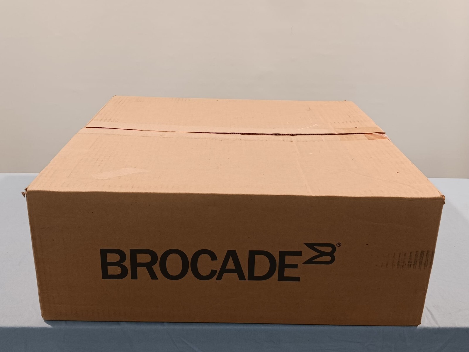 Brocade ICX6610-24F-E 24-Port Gigabit Ethernet SFP Switch