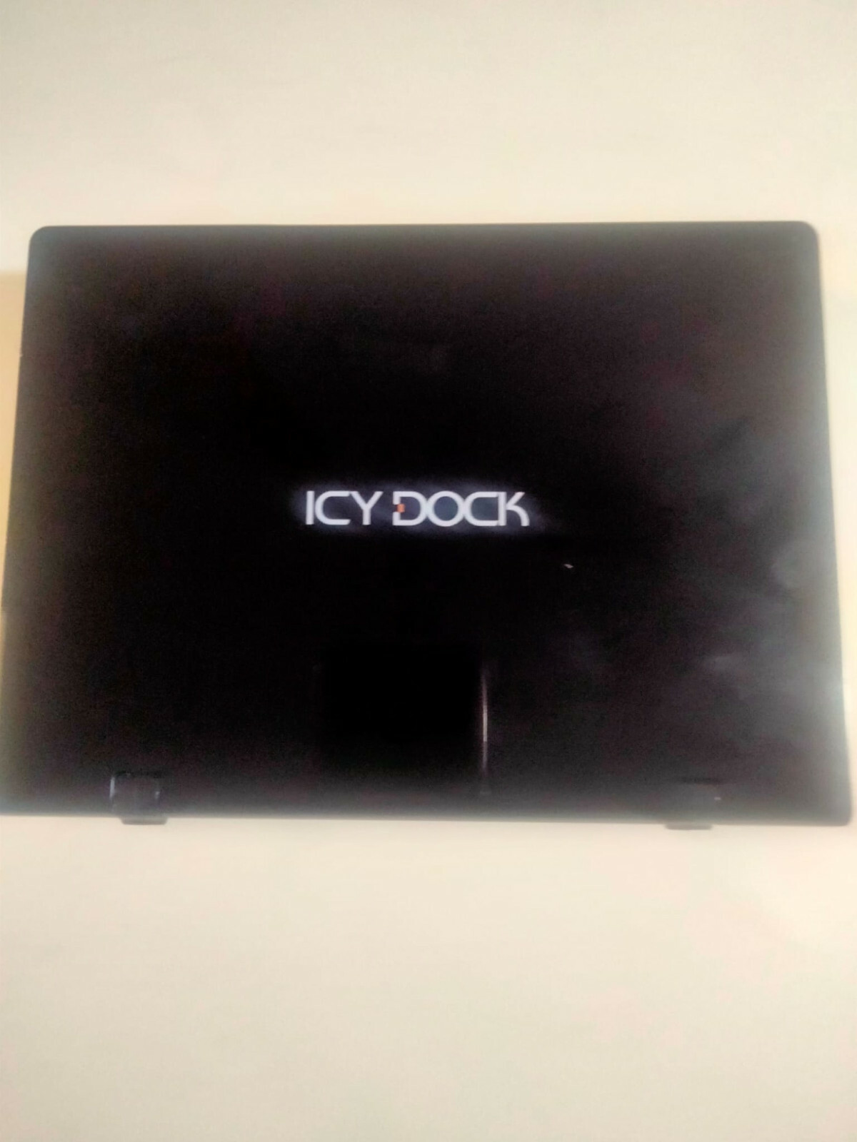 ICY DOCK MB559US-1SB 3.5" PURE BLACK SATA USB 2.0 & eSATA EXTERNAL DRIVE-USED