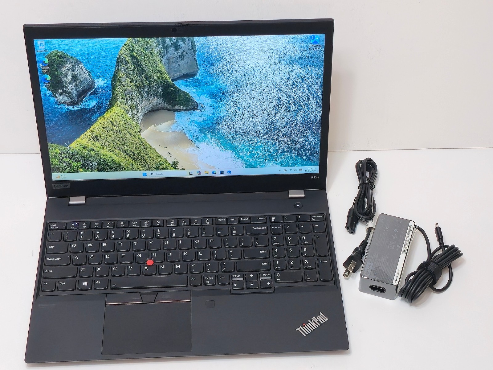 Lenovo ThinkPad P15S Gen 1 (i7-10610U, 48GB RAM, 512 GB SSD) Quadro P520 2GB GPU