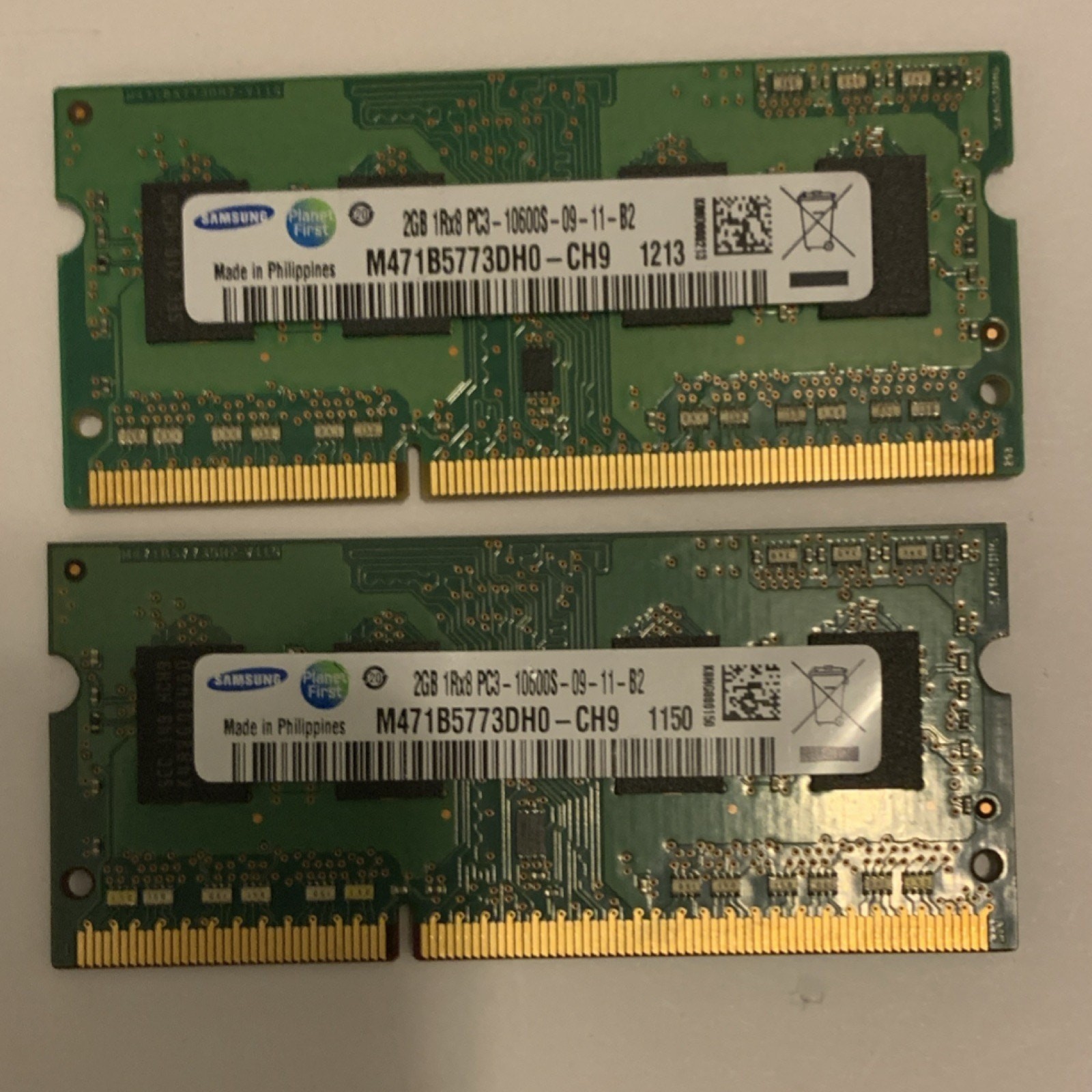 Samsung HP 4GB (2x2GB) DDR3 SO-DIMM PC3-10600S 204-Pin Laptop RAM