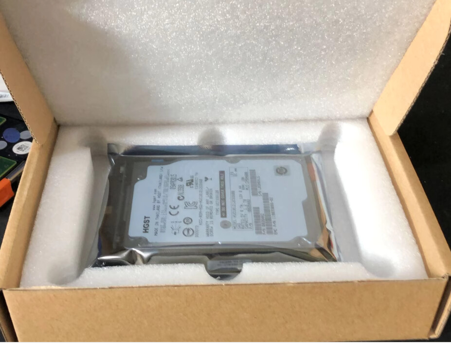 EMC 10E2400 1.2TB 10K 12G SAS 2.5'' HARD DRIVE UNITY DAE 005051368 005051367