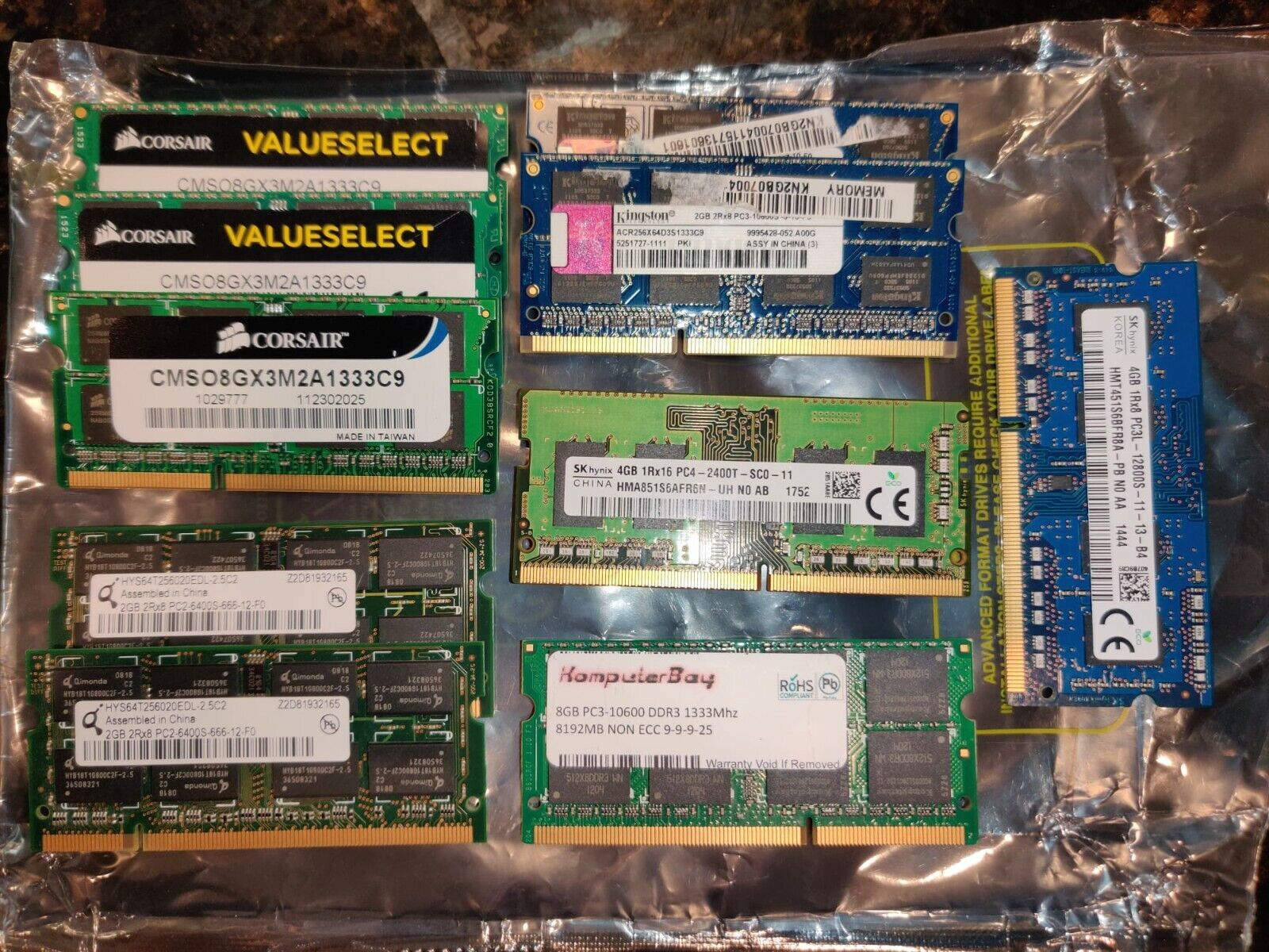 Various SODIMM laptop memory modules SO-DIMM
