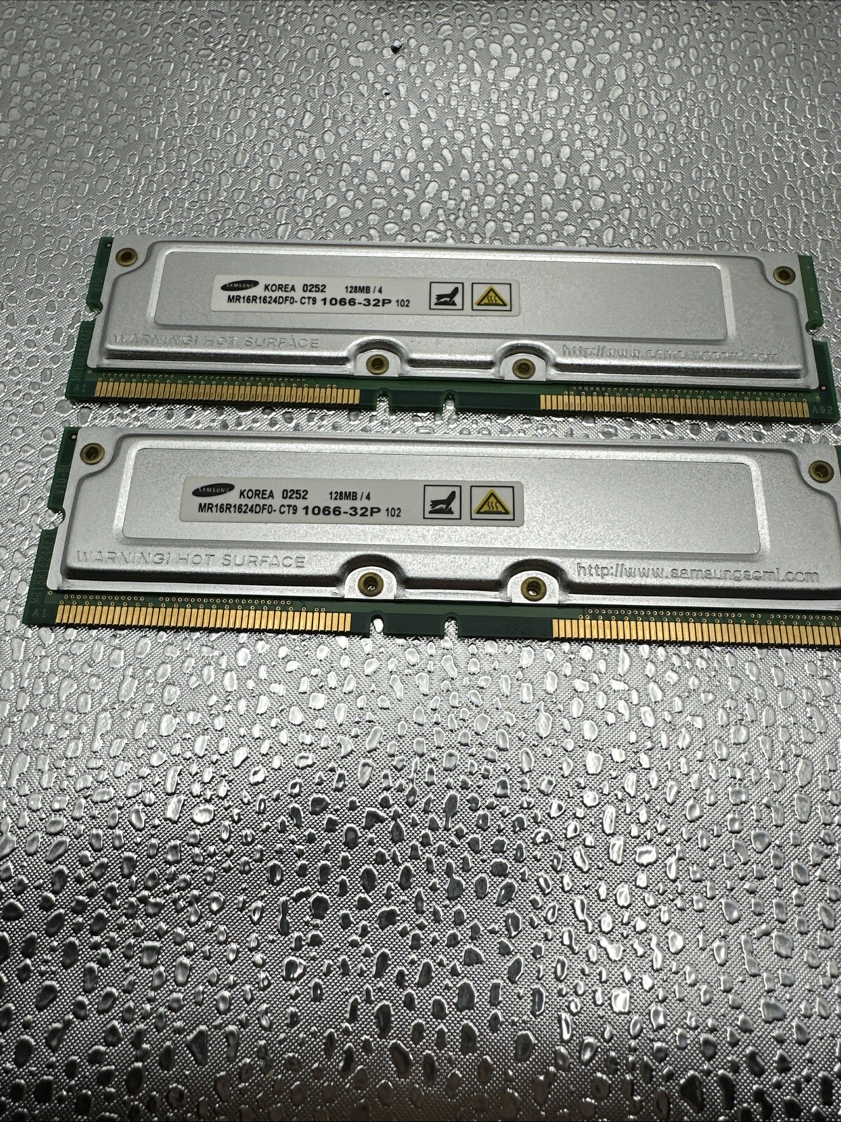 Lot of 2 Samsung 0302 128MB/4 MR16R1624DF0-CT9 1066-32P 102 Memory RAM 