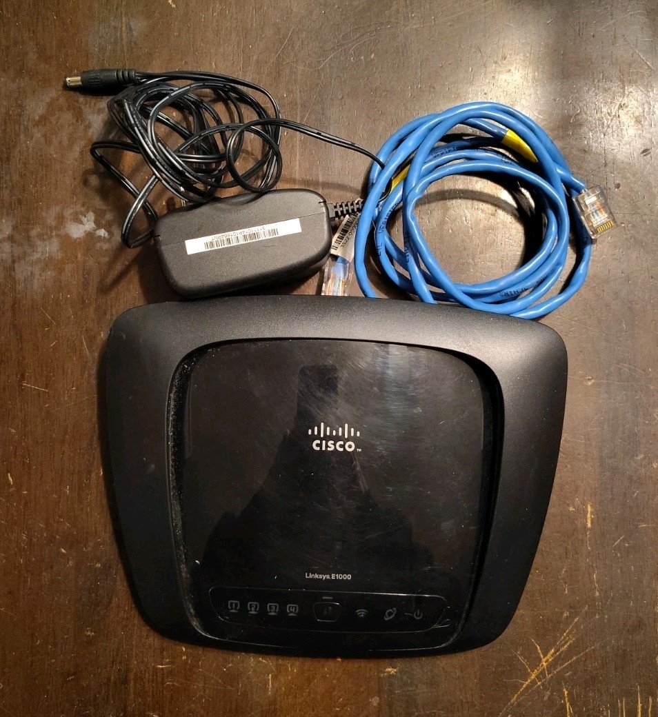 Cisco Linksys E1000 V2 Wireless-N Router 300 Mbps Tested Updated w/ Adapter