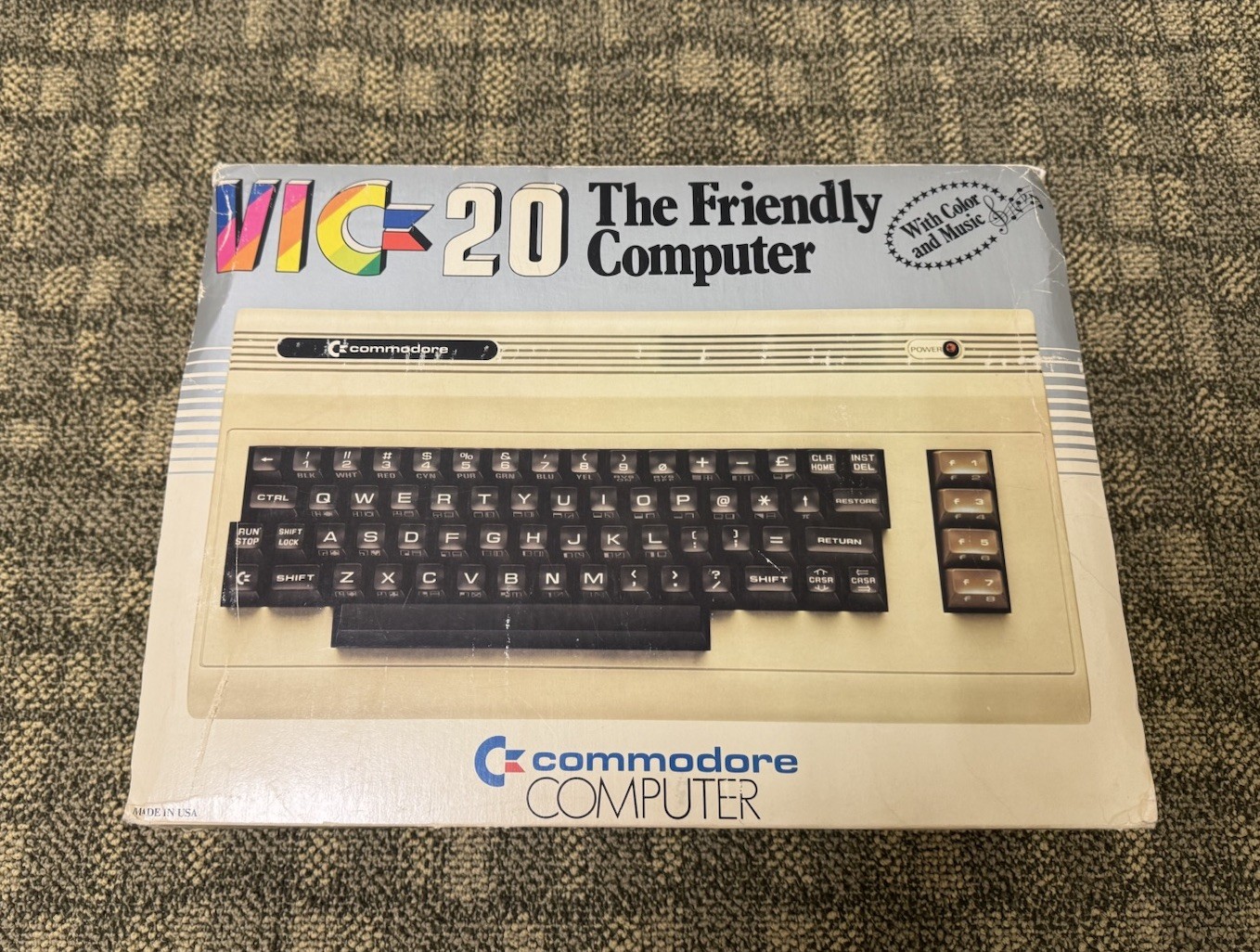 Commodore Vic-20 Computer - w/ PET Keys - Works Great RARE POWER SUPPLY