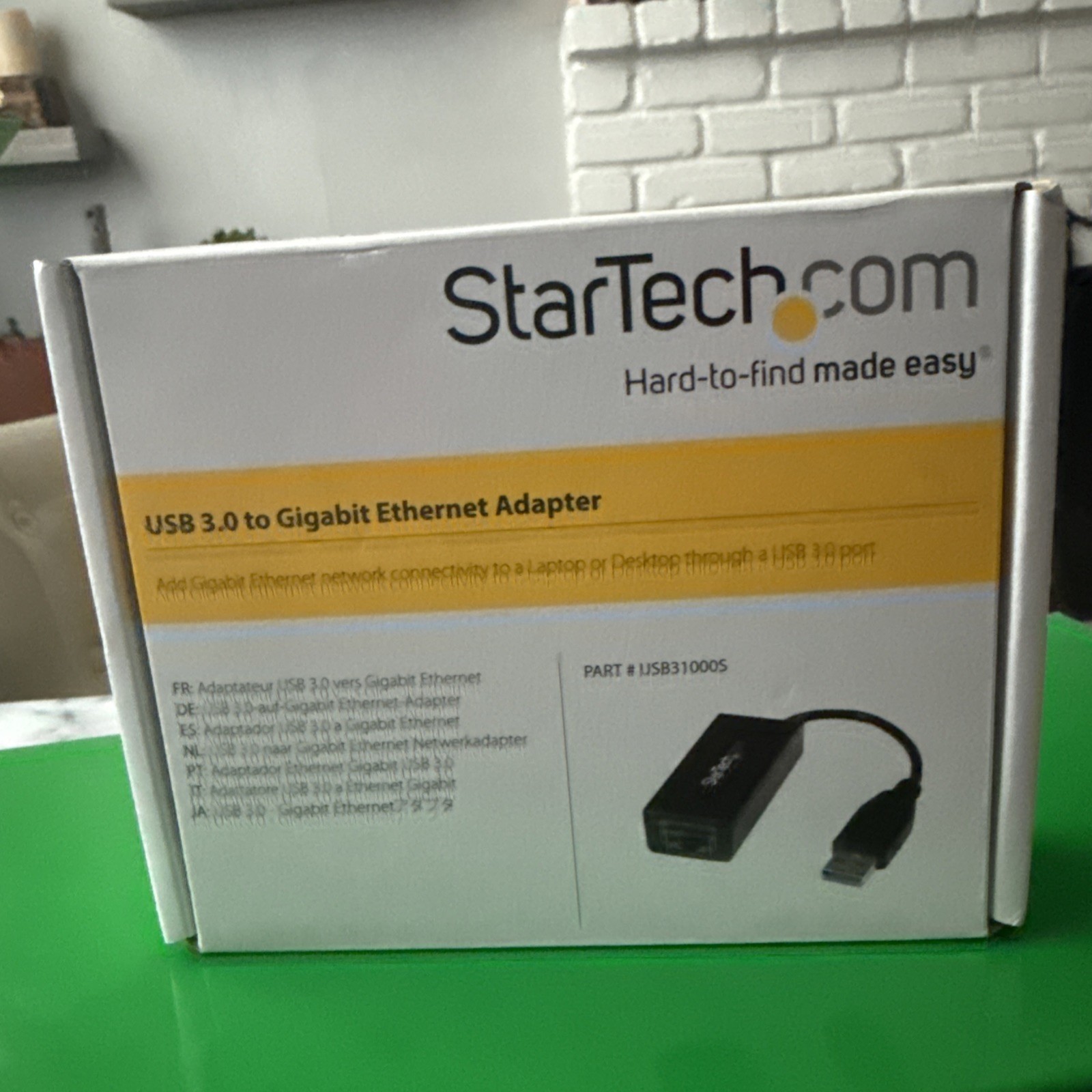 NEW StarTech USB31000SPTB USB 3 To Gigabit Ethernet Adapter. 