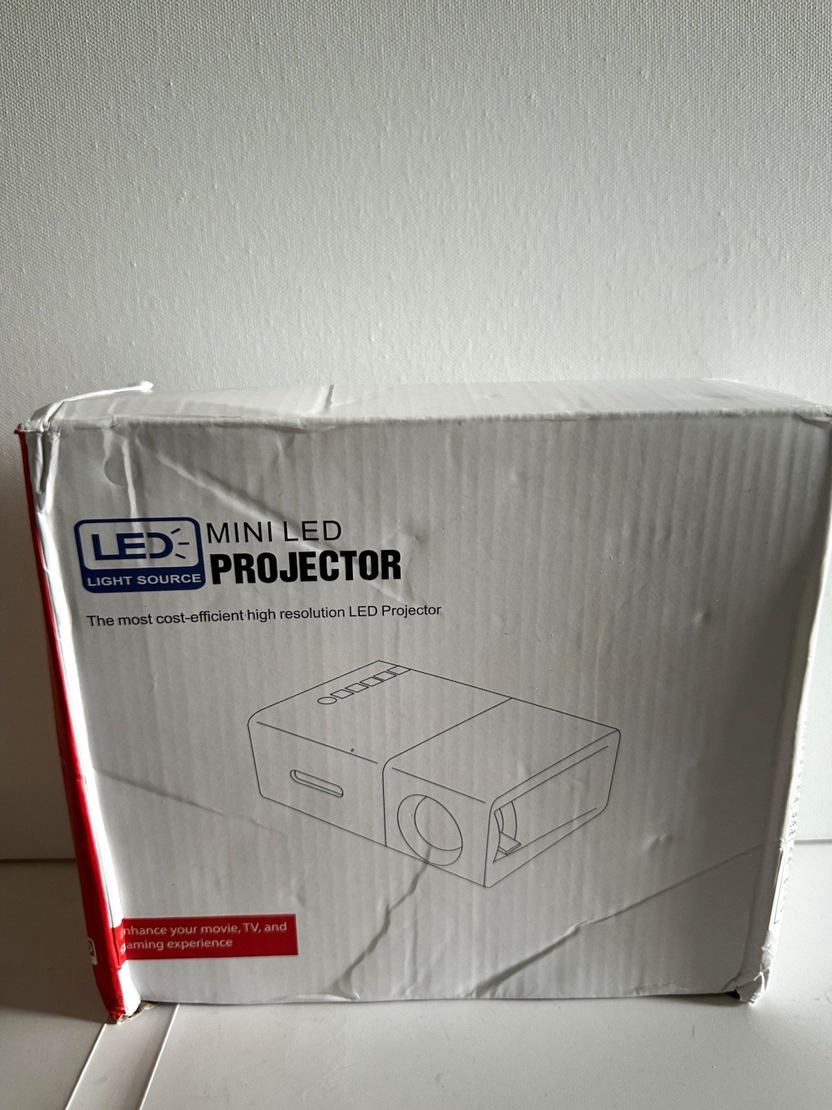 GTEQY YK11 Mini LED Projector 1080p Max 1200 Lumens HDMI USB AV White