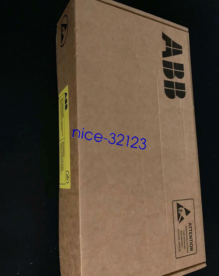 RDCU−12C New in Box 1PCS Free Expedited Ship
