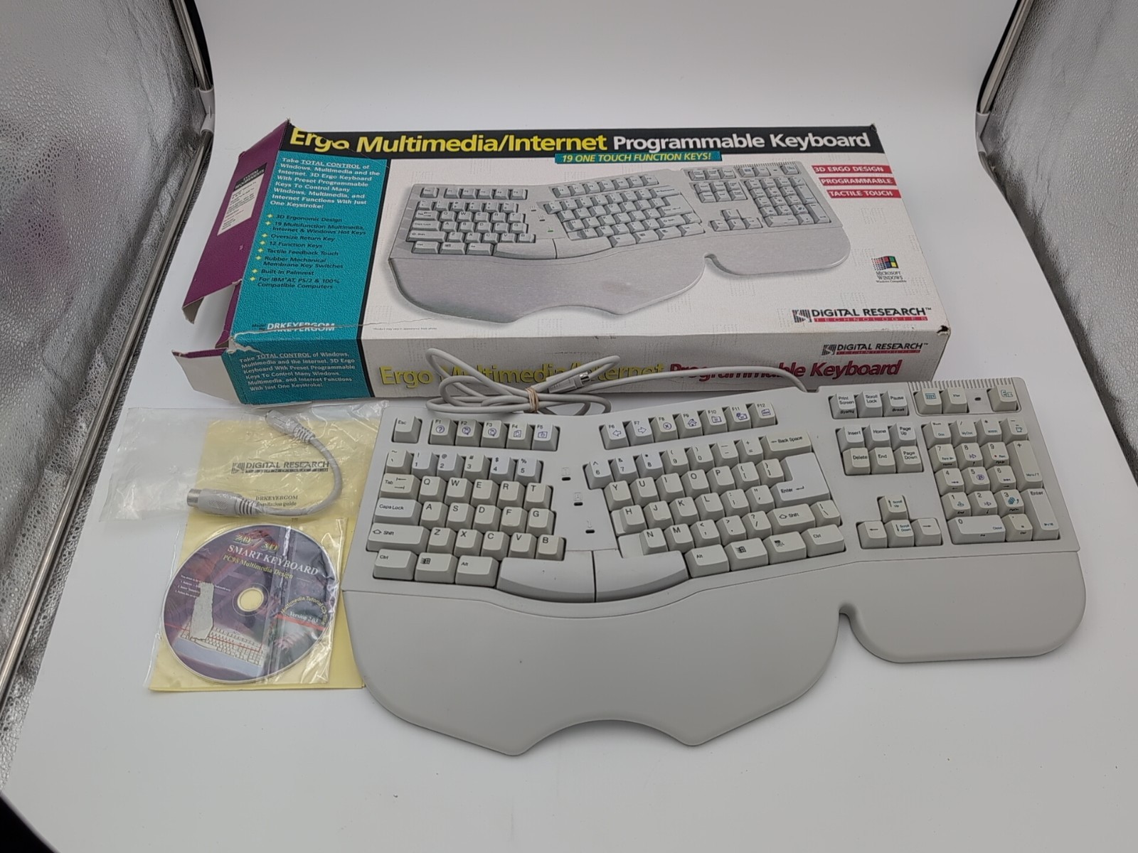 Vintage Digital Research Programmable 3D Ergonomic PS/2 Keyboard DRKEYERGOM