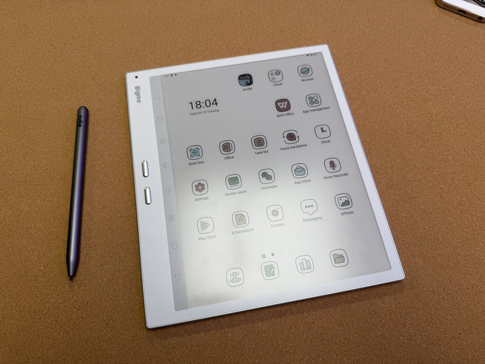 Bigme B10 10.3" Color E-Ink Tablet 8/256GB 4G White Bundle Keyboard + Case