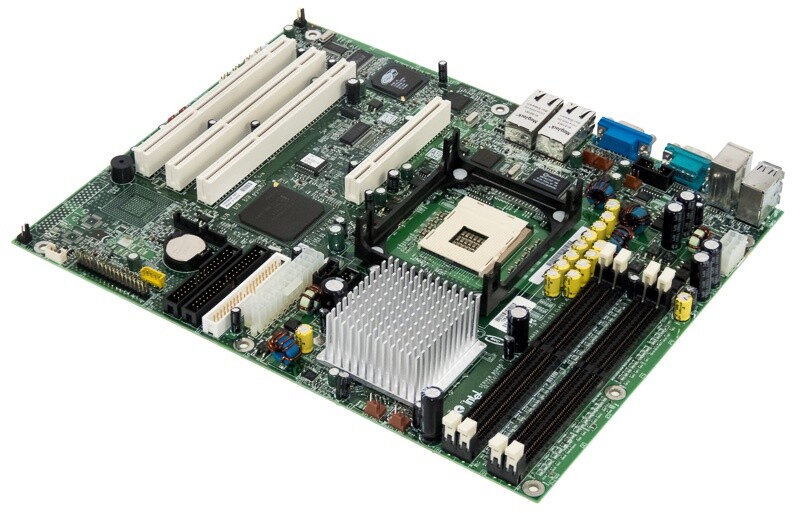 INTEL SE7210TP1-E SOCKET 478 4x DDR PCI-X ATA SATA 2xLAN C42680-650