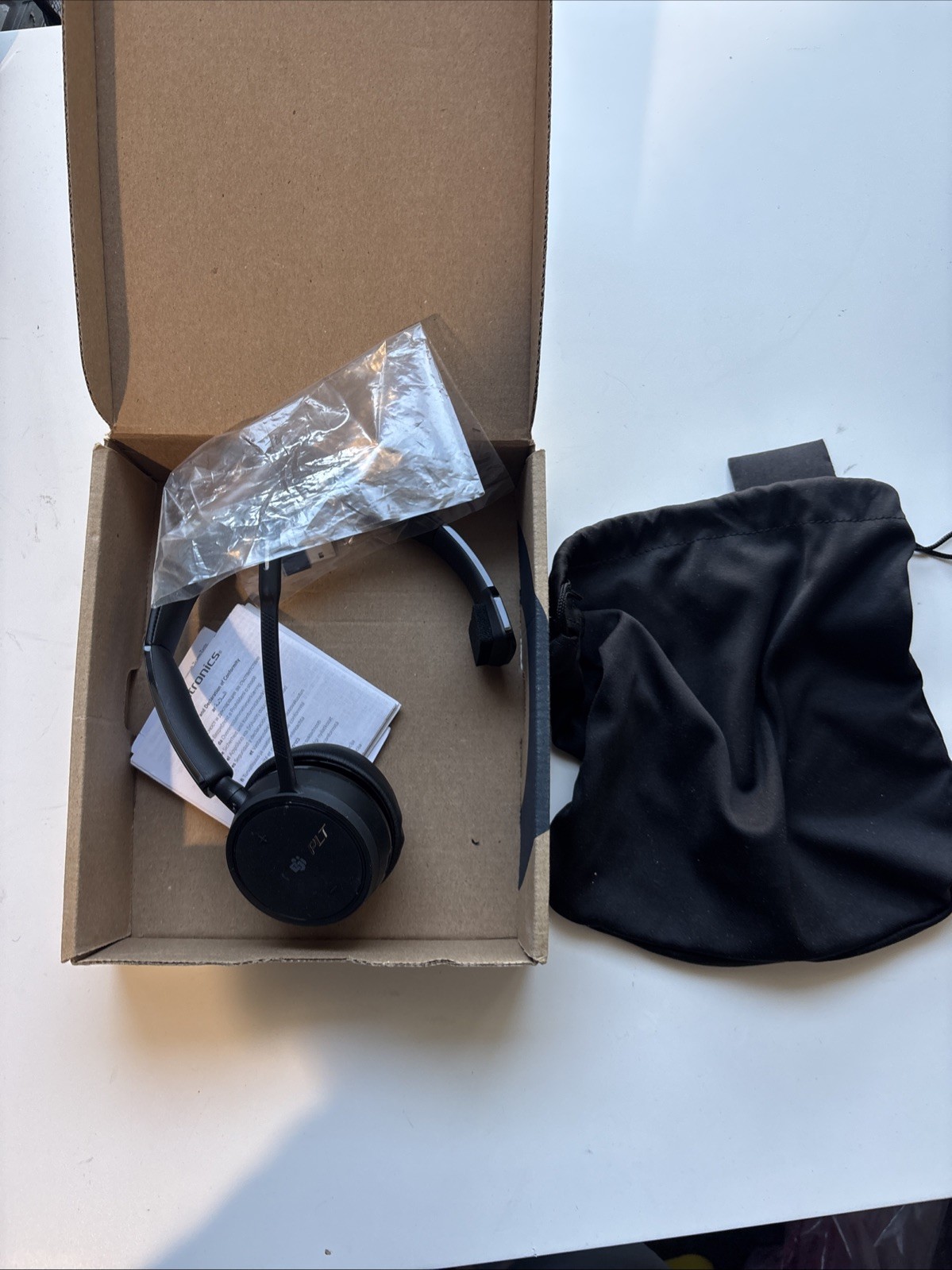 Plantronics Voyager 4210 UC Bluetooth Stereo Headset Tested Working