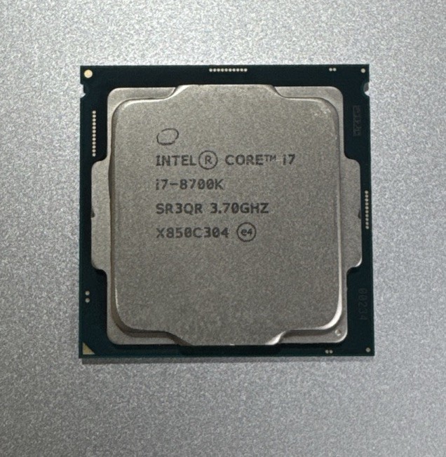 Intel Core i7-8700K SR3QR 3.70GHz 12MB Cache LGA1151 CPU Desktop Processor