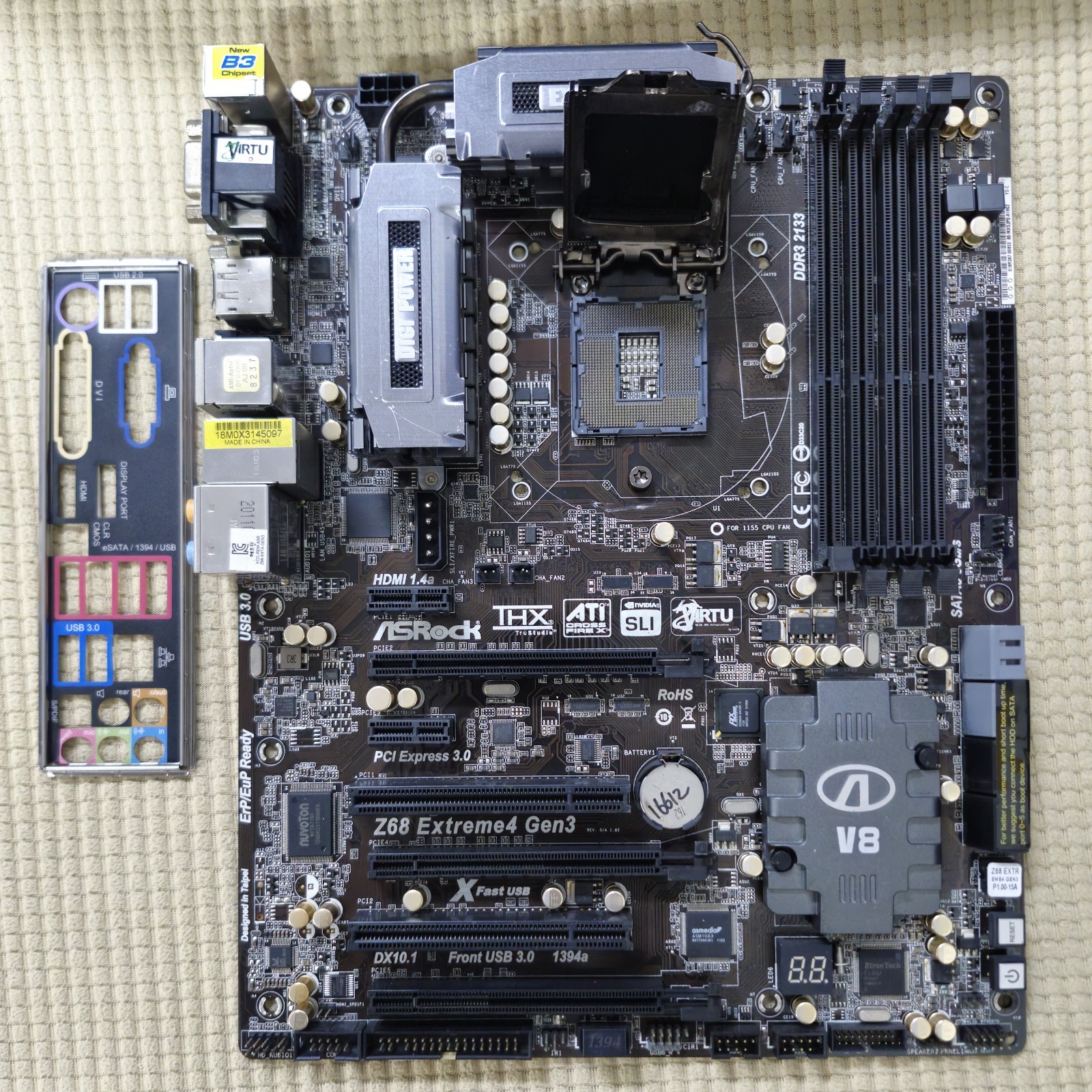 Asrock Z68 Extreme4 Gen3 : LGA1155 Z68 DDR3 ATX + IO-Shield