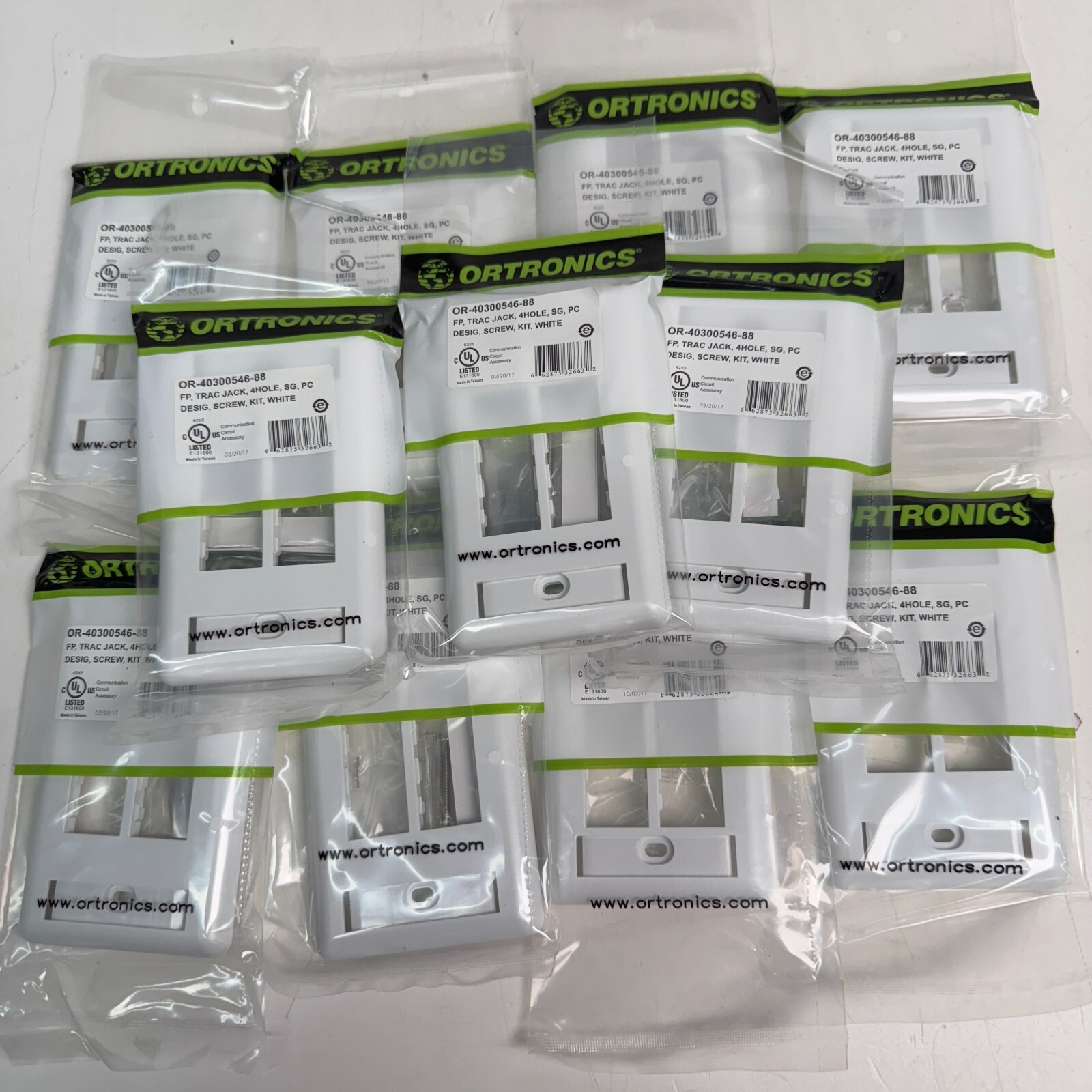 Lot of 11 New Ortronics TracJack 4-Hole Faceplate w/ Label White OR-40300546-88