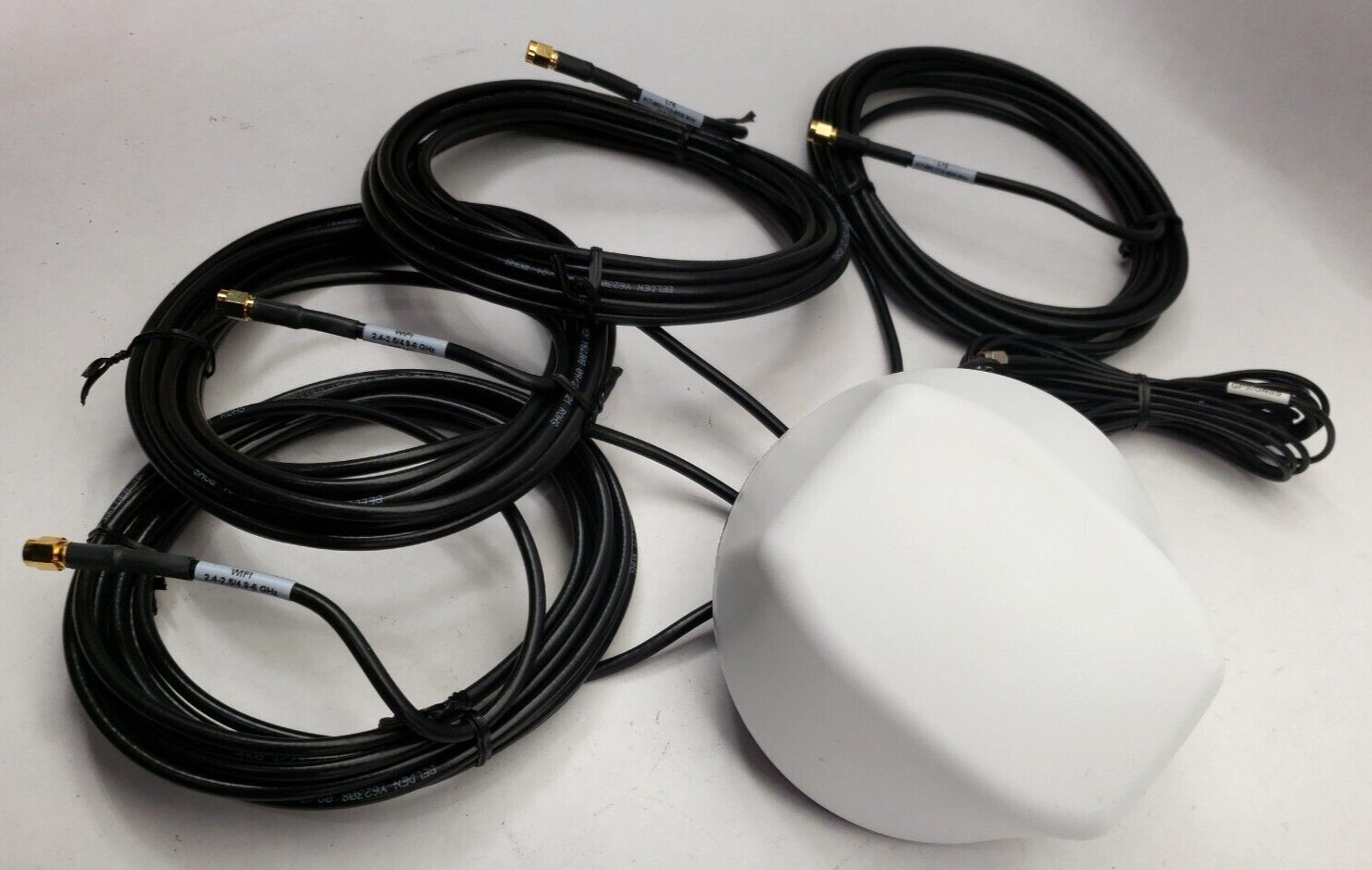 5-in-1 LTE + Wi-Fi + GPS Screw Mount Combination Vehicle Antenna, ANT-4016-000