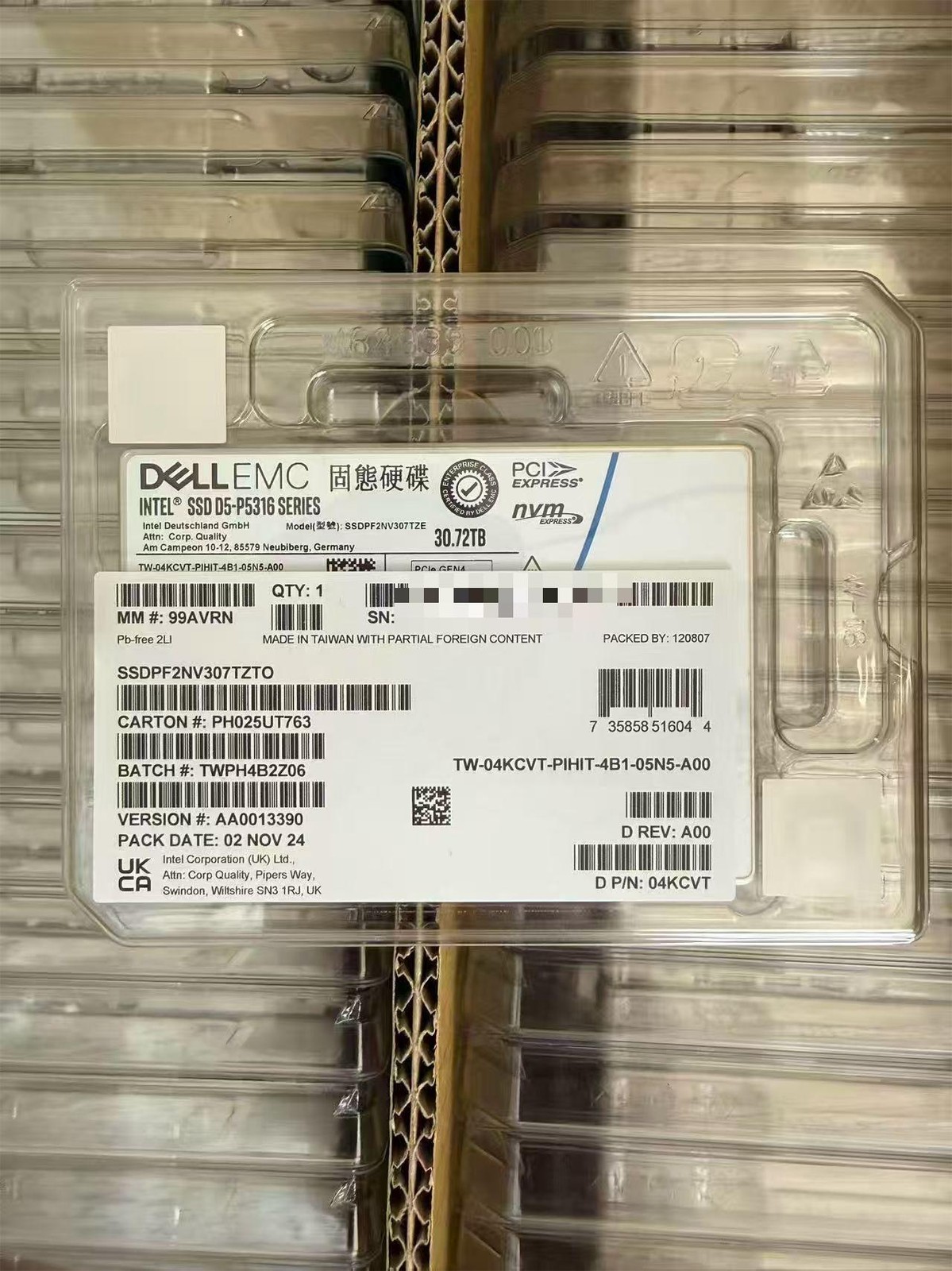 New DELL EMC 30.72TB QLC PCIe4.0 X4 NVMe 2.5IN U.2 SSD 04KCVT SSDPF2NV307TZE