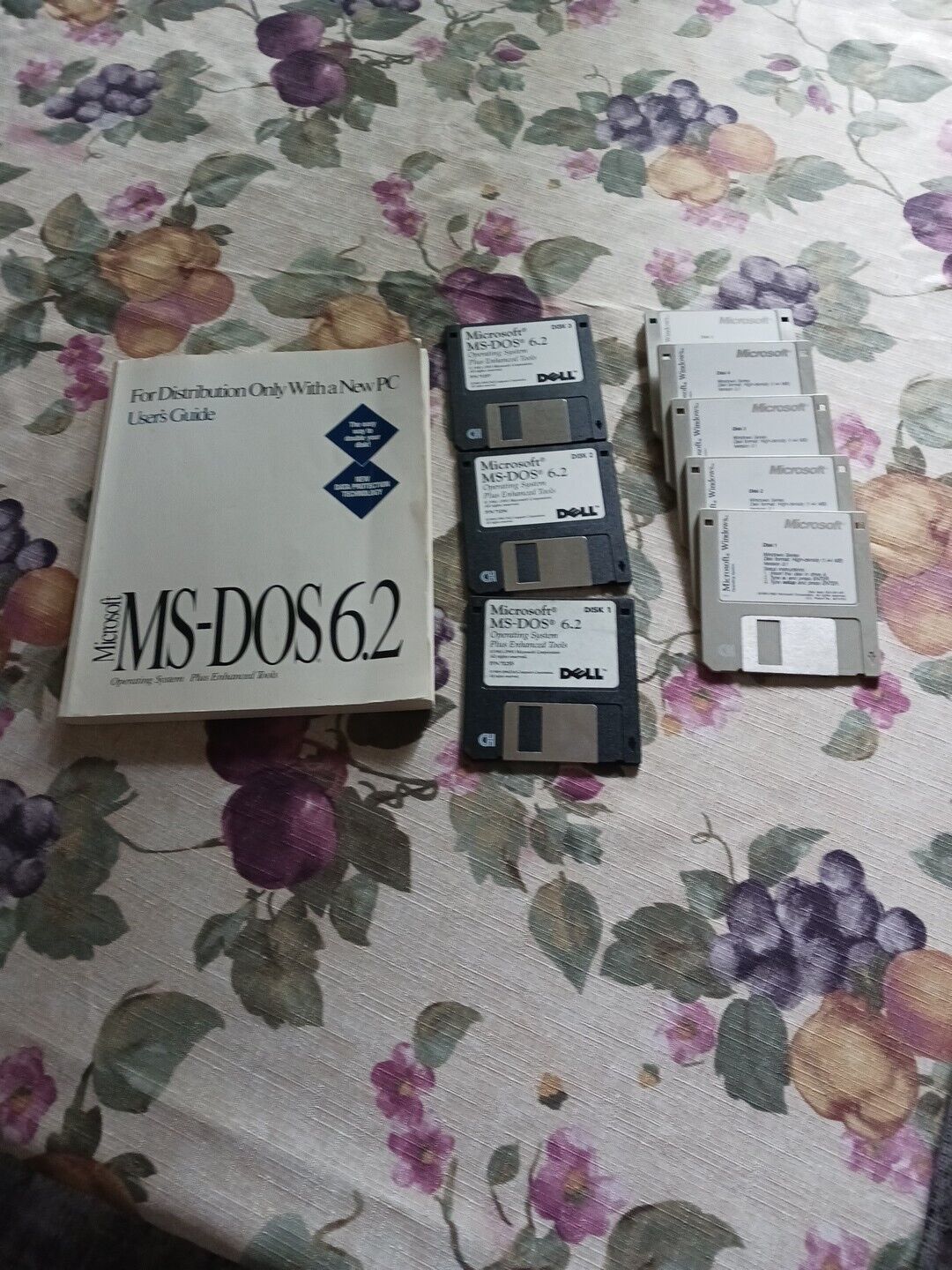 Genuine Microsoft MS-DOS 6.2 Full Version With 3.5 Disks And Win 3.1 Full Set