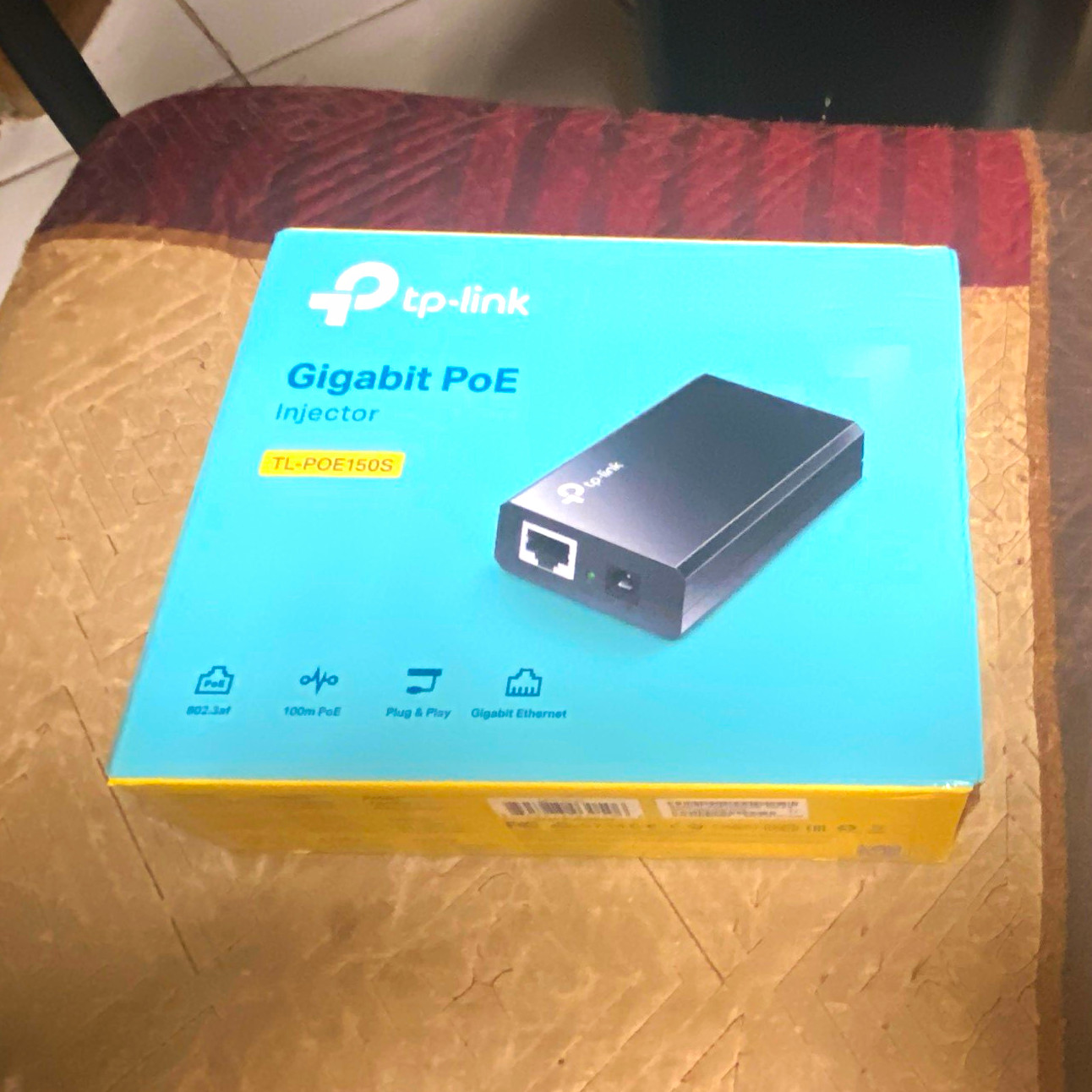 TP-LINK TL-POE150S Gigabit PoE Injector, 2-Port RJ-45 Wired Ethernet Black